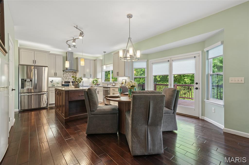 129 Coppersmith Court
