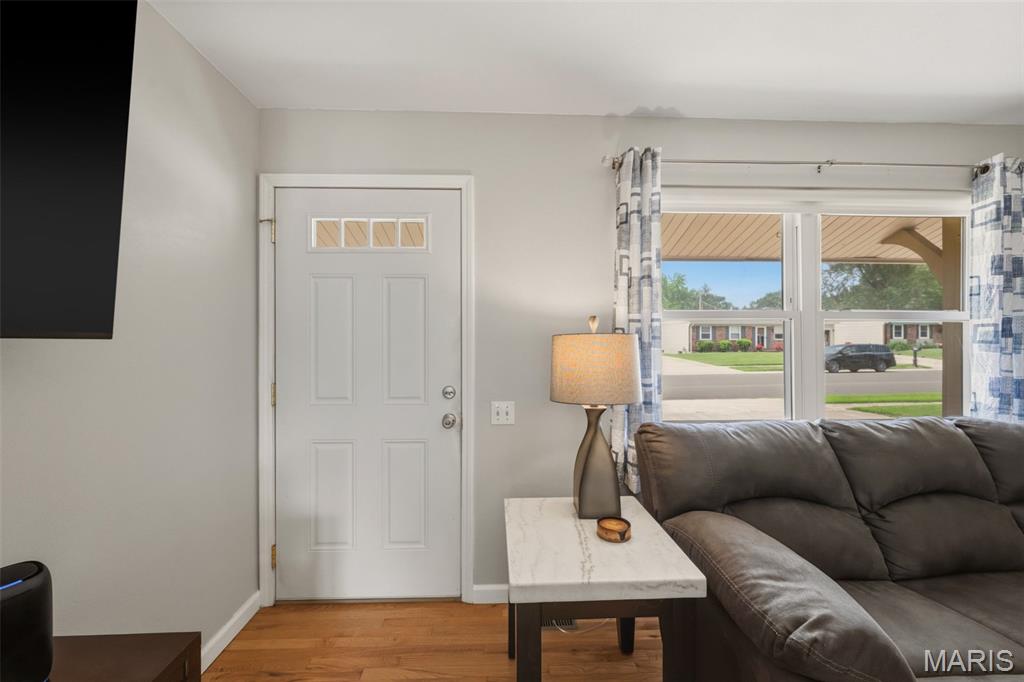 3242 Ipswich Lane