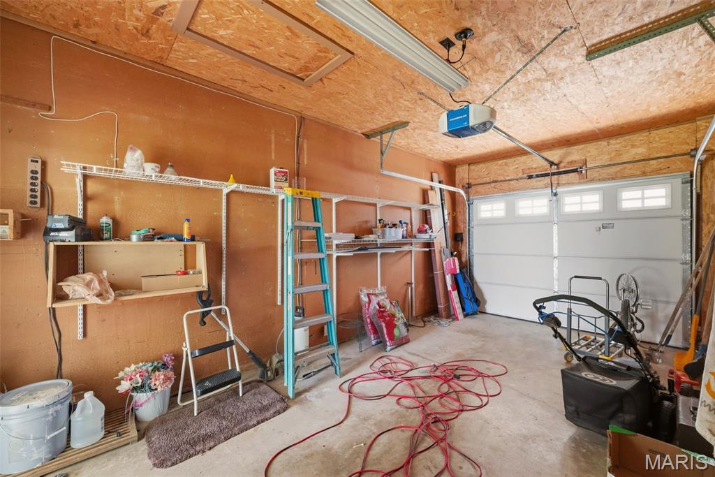 3242 Ipswich Lane