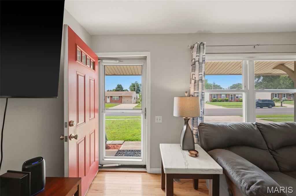 3242 Ipswich Lane