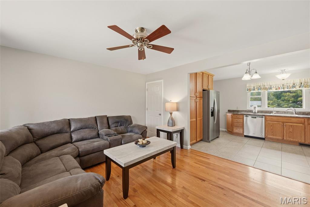3242 Ipswich Lane
