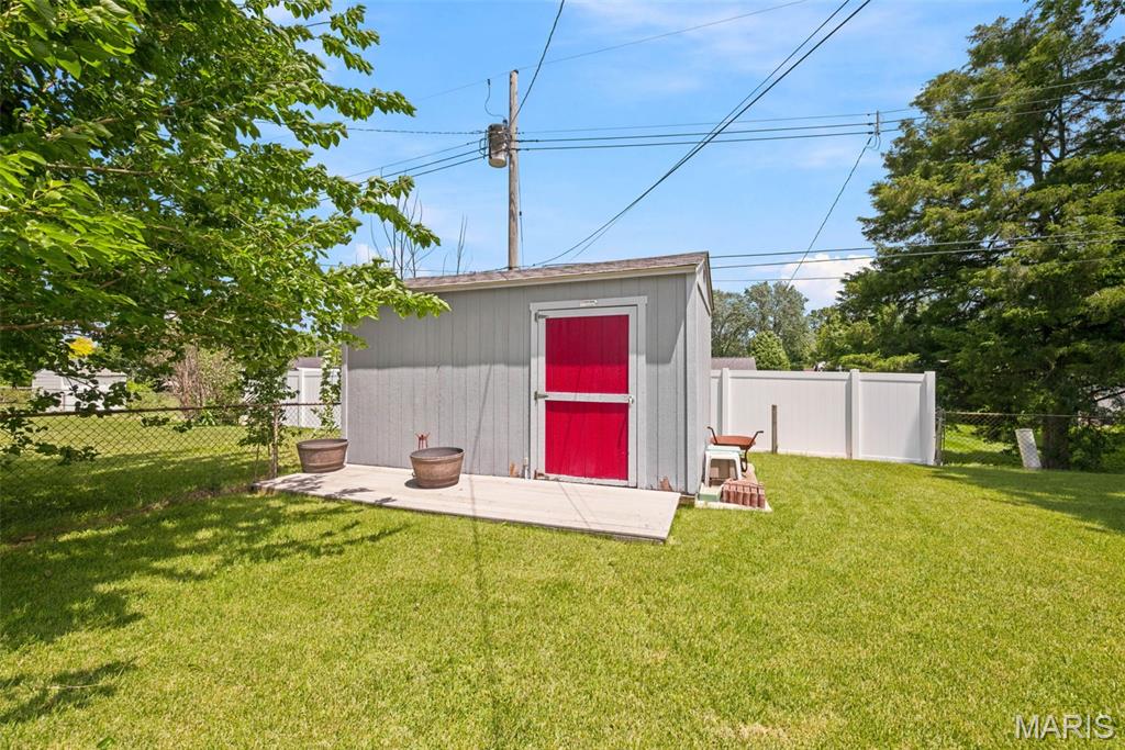 3242 Ipswich Lane