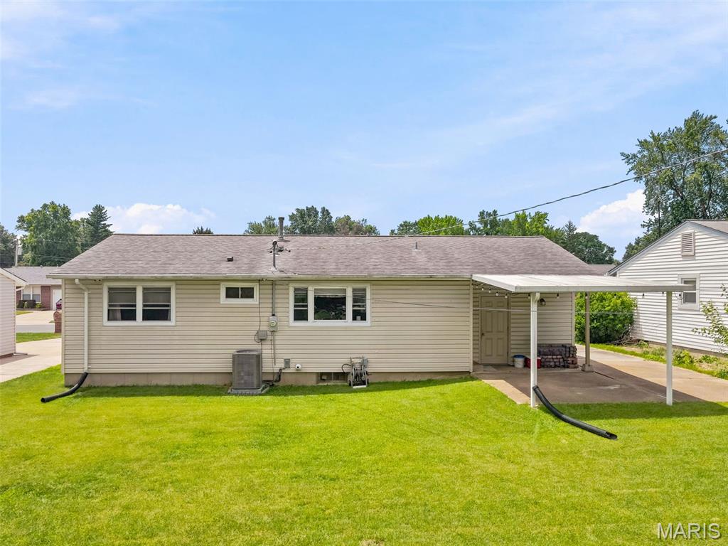 3242 Ipswich Lane