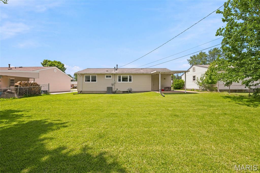 3242 Ipswich Lane