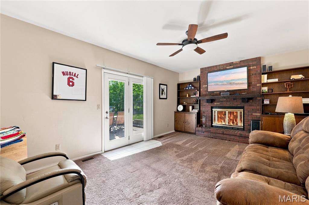 23 Raintree Court