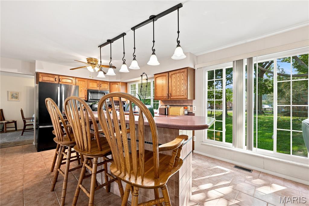 23 Raintree Court