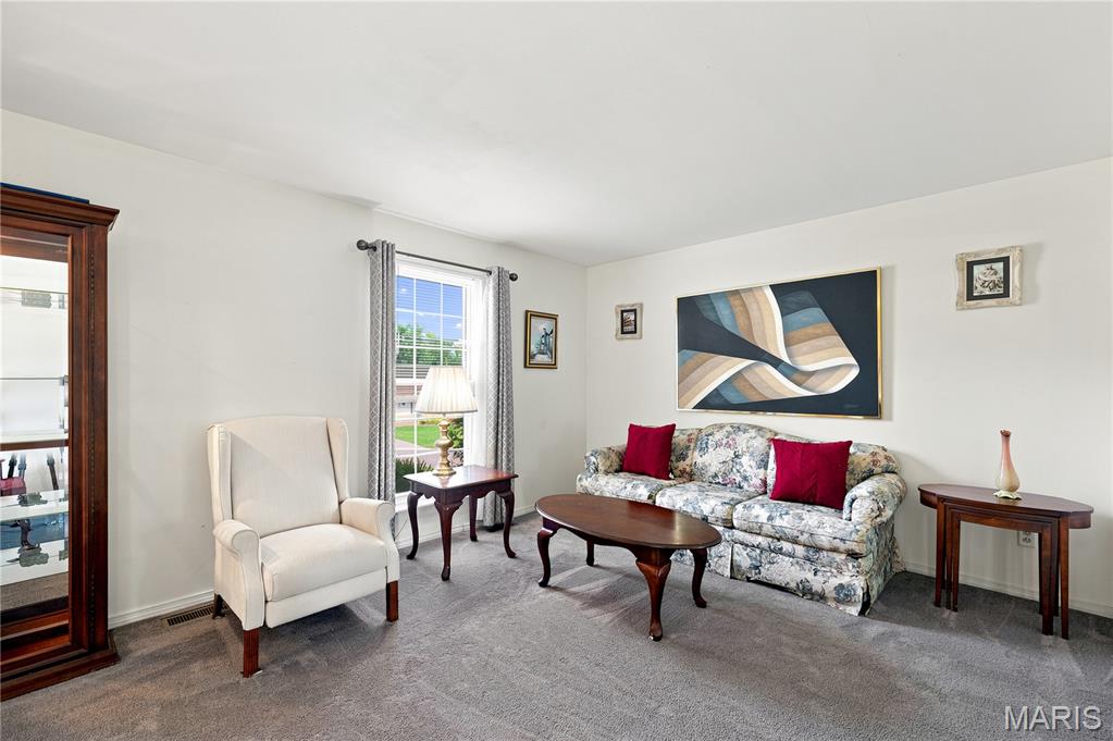 23 Raintree Court