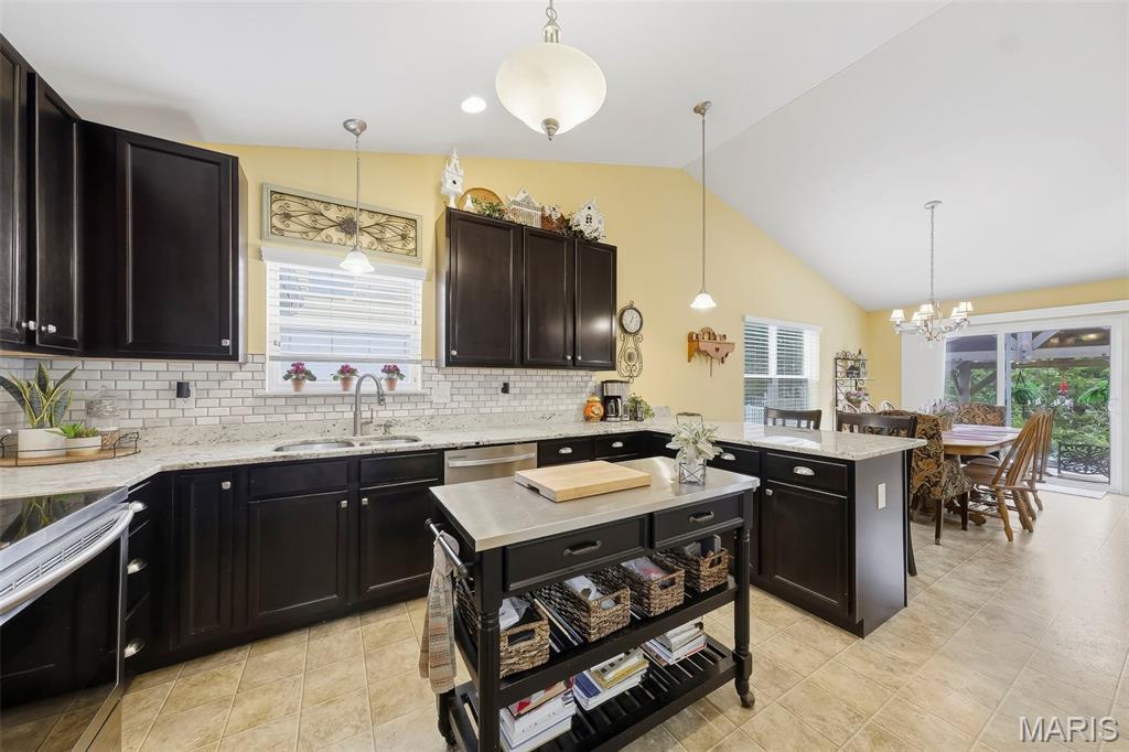 279 Sonnet Circle