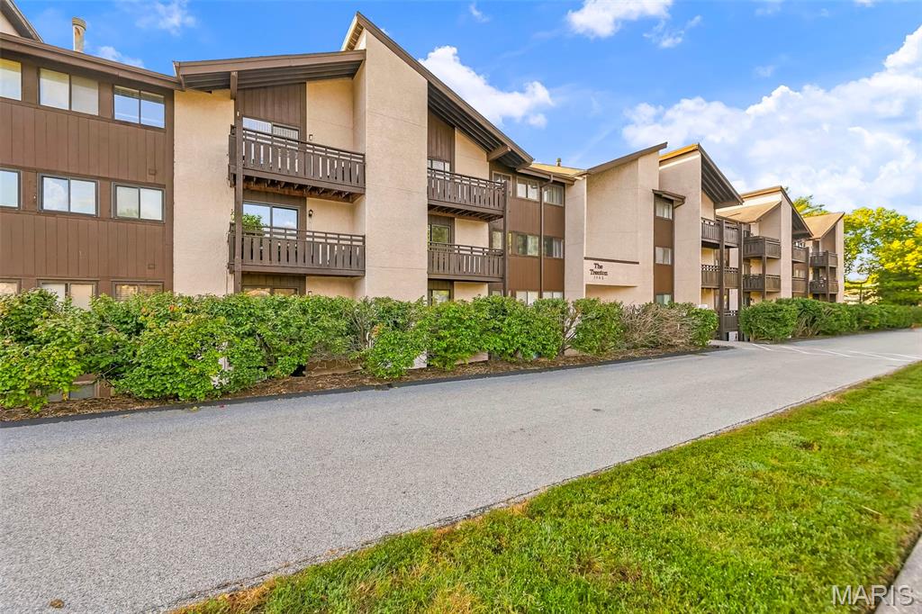 1465 Heritage Landing Unit: 401