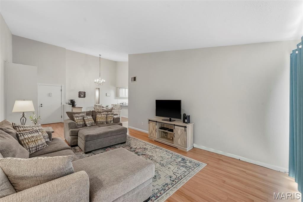 1465 Heritage Landing Unit: 401
