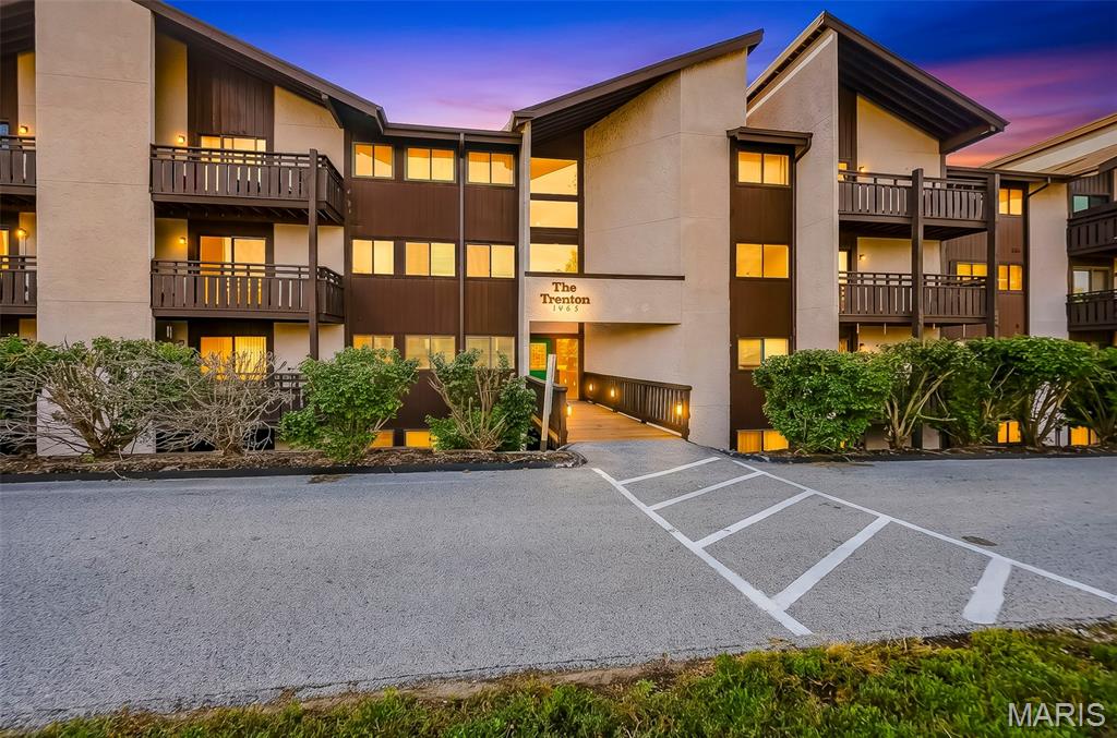 1465 Heritage Landing Unit: 401