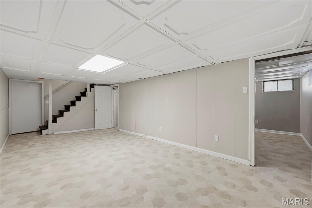 10501 Hoyt Drive