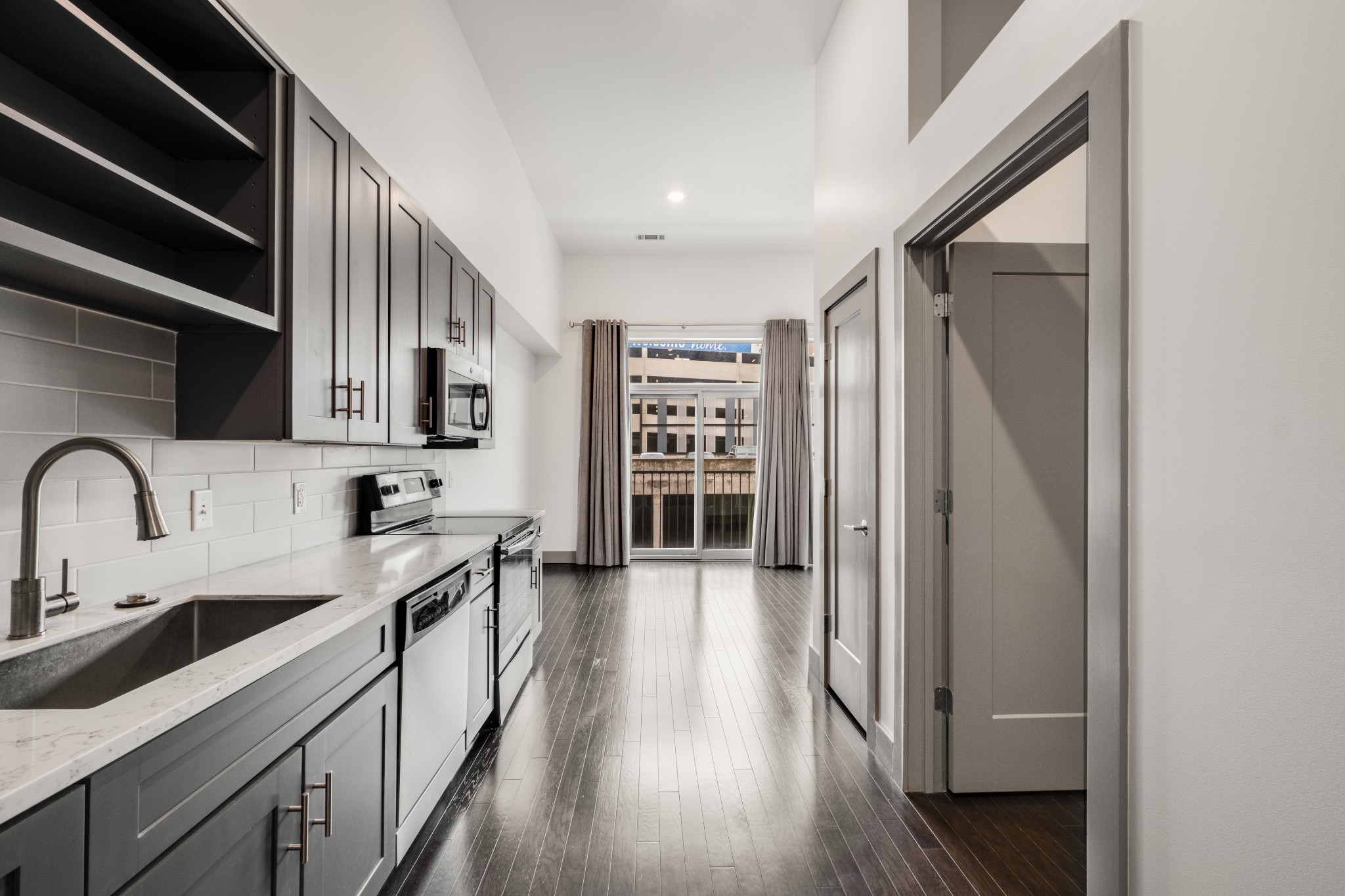 2407 8th Ave, S Unit: 208