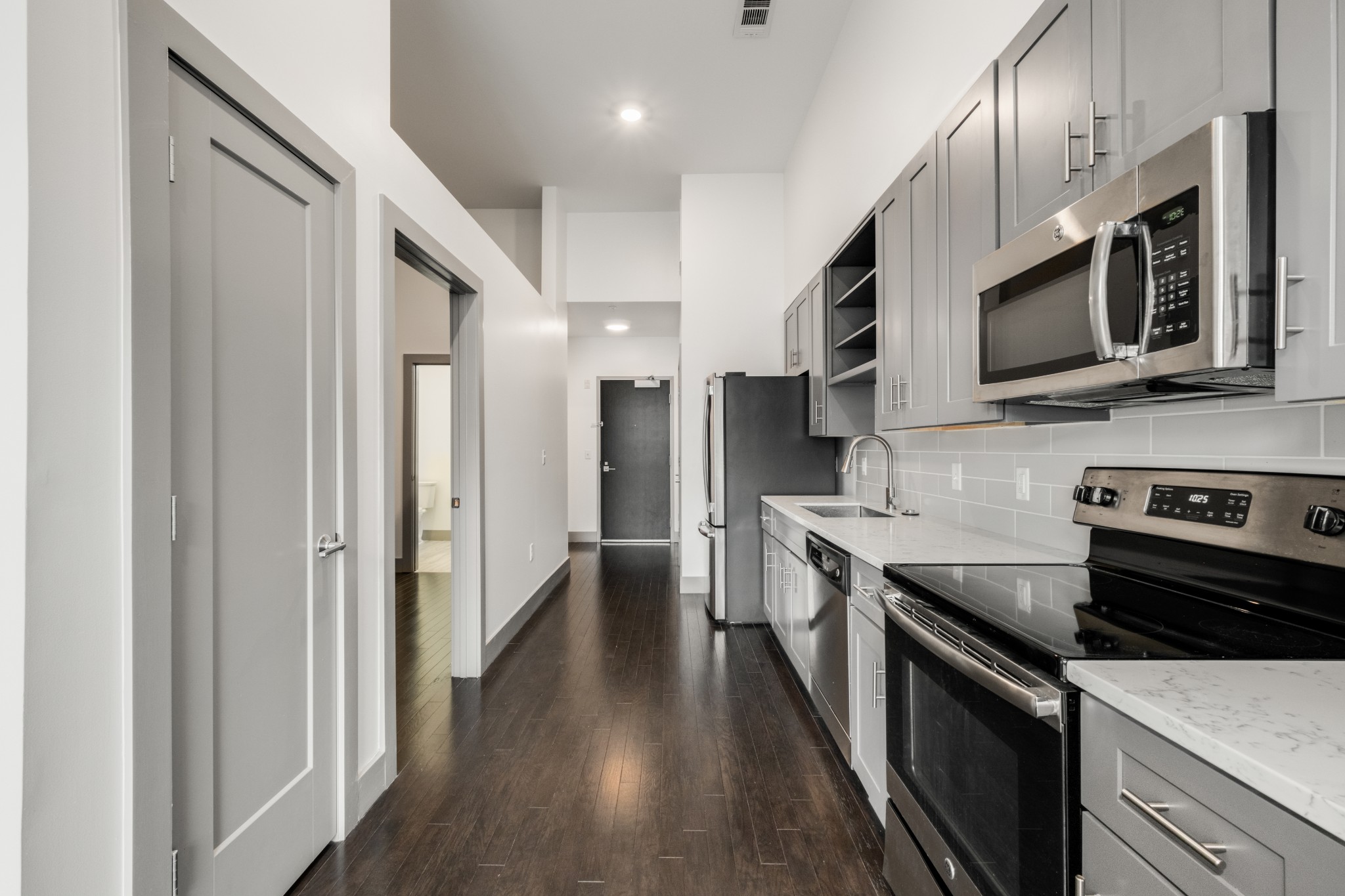 2407 8th Ave, S Unit: 208