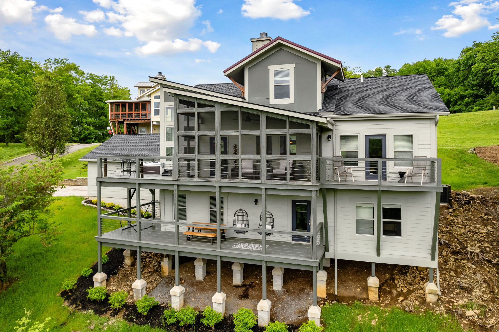 115 Sandgate Ct