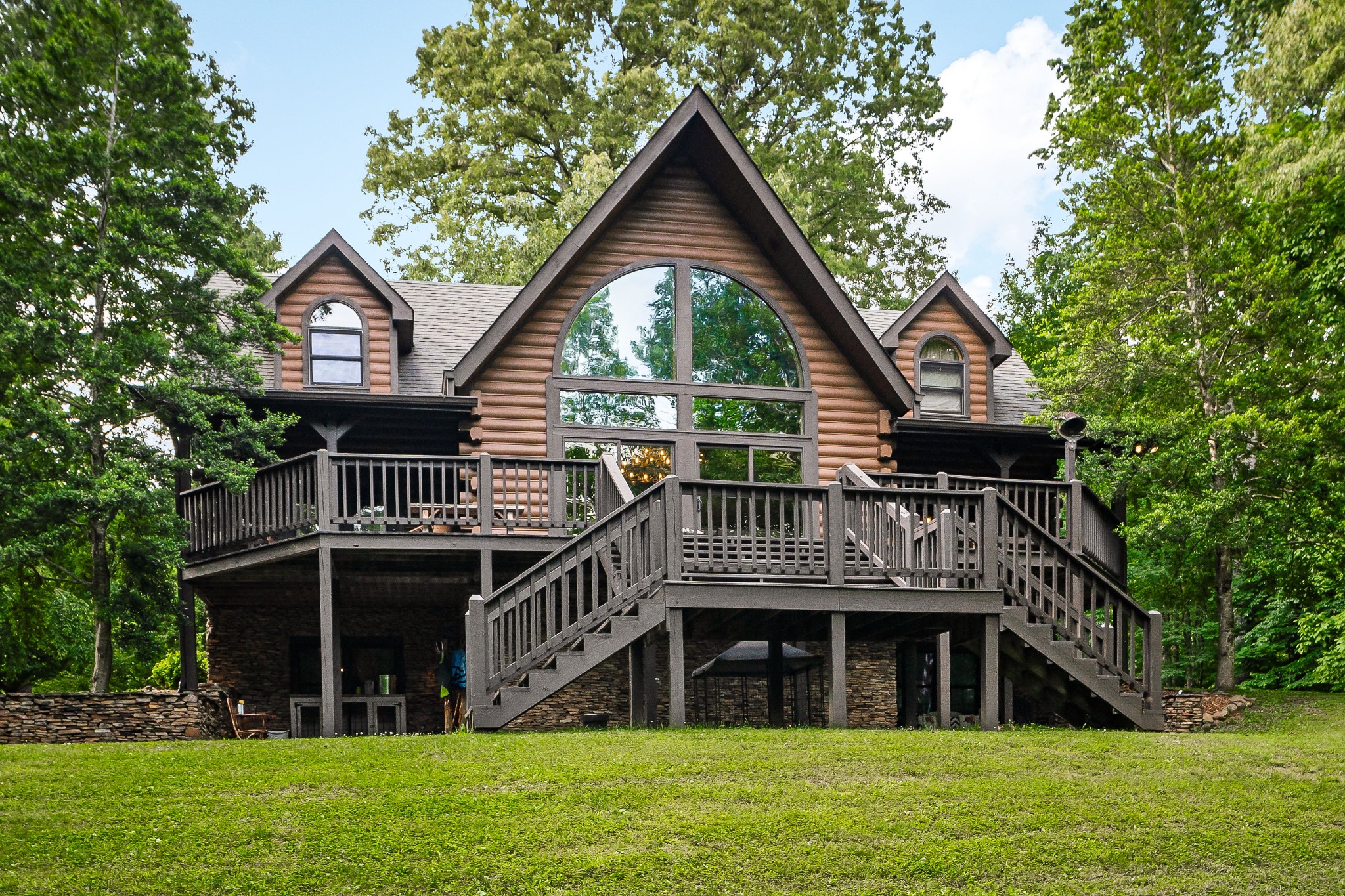 396 Rocky River Shores Dr