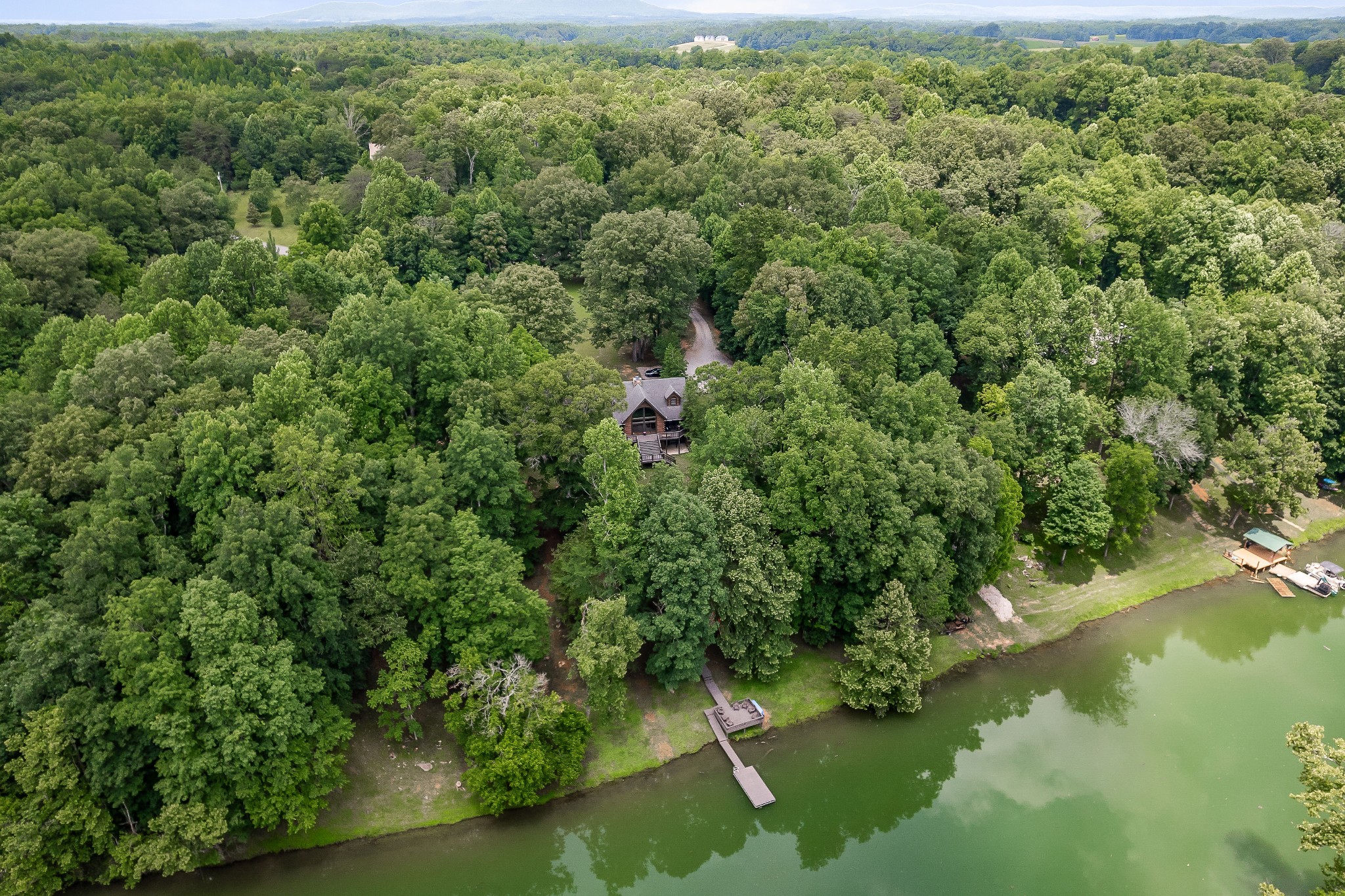 396 Rocky River Shores Dr
