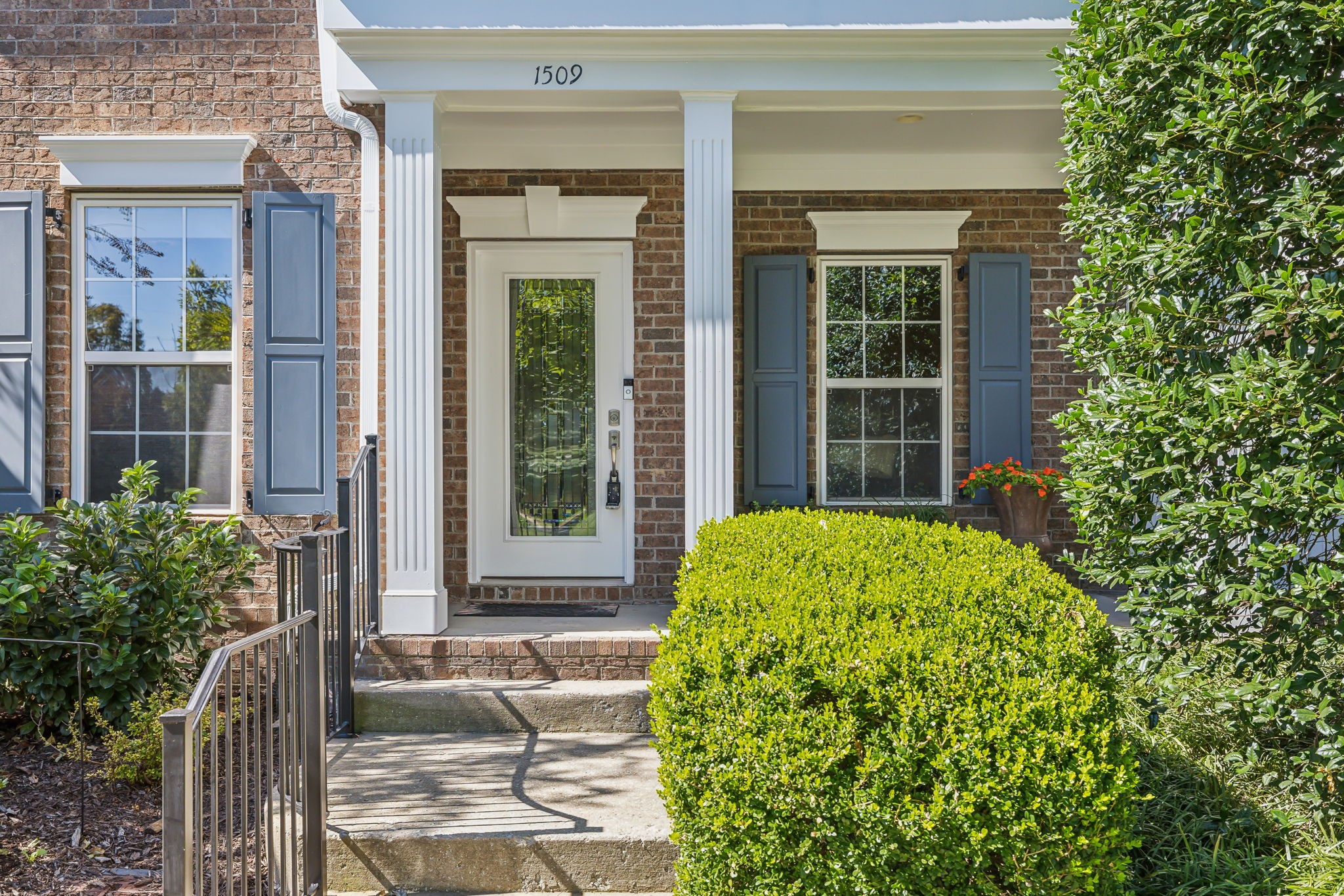 1509 Marymount Dr
