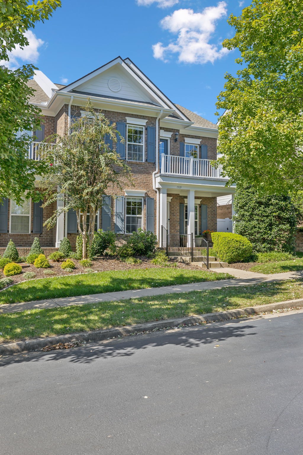 1509 Marymount Dr