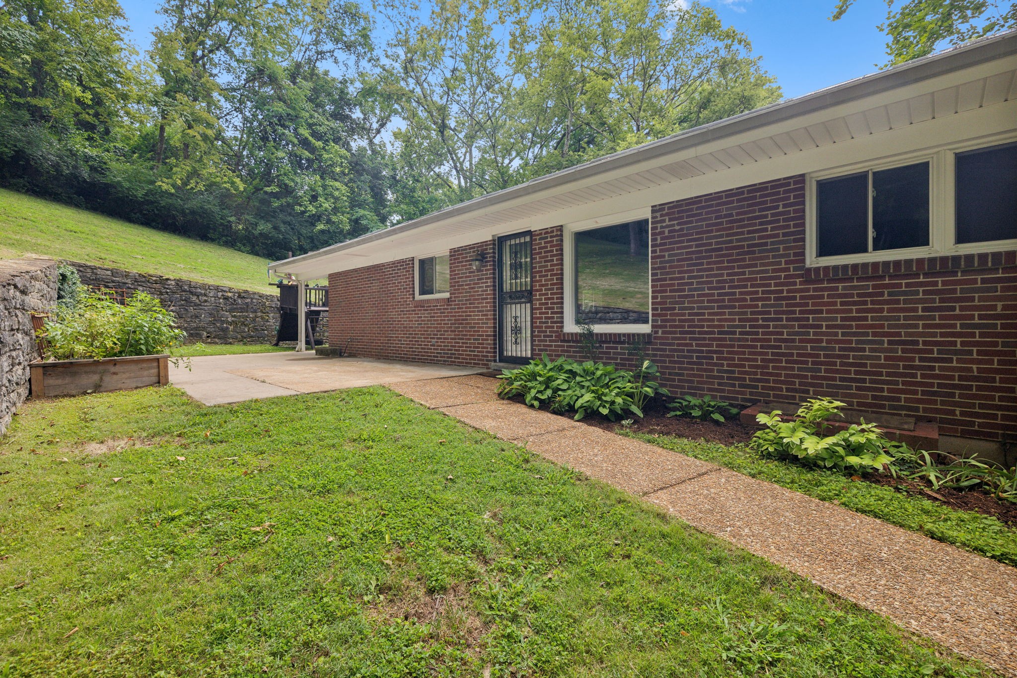 220 Baskin Dr