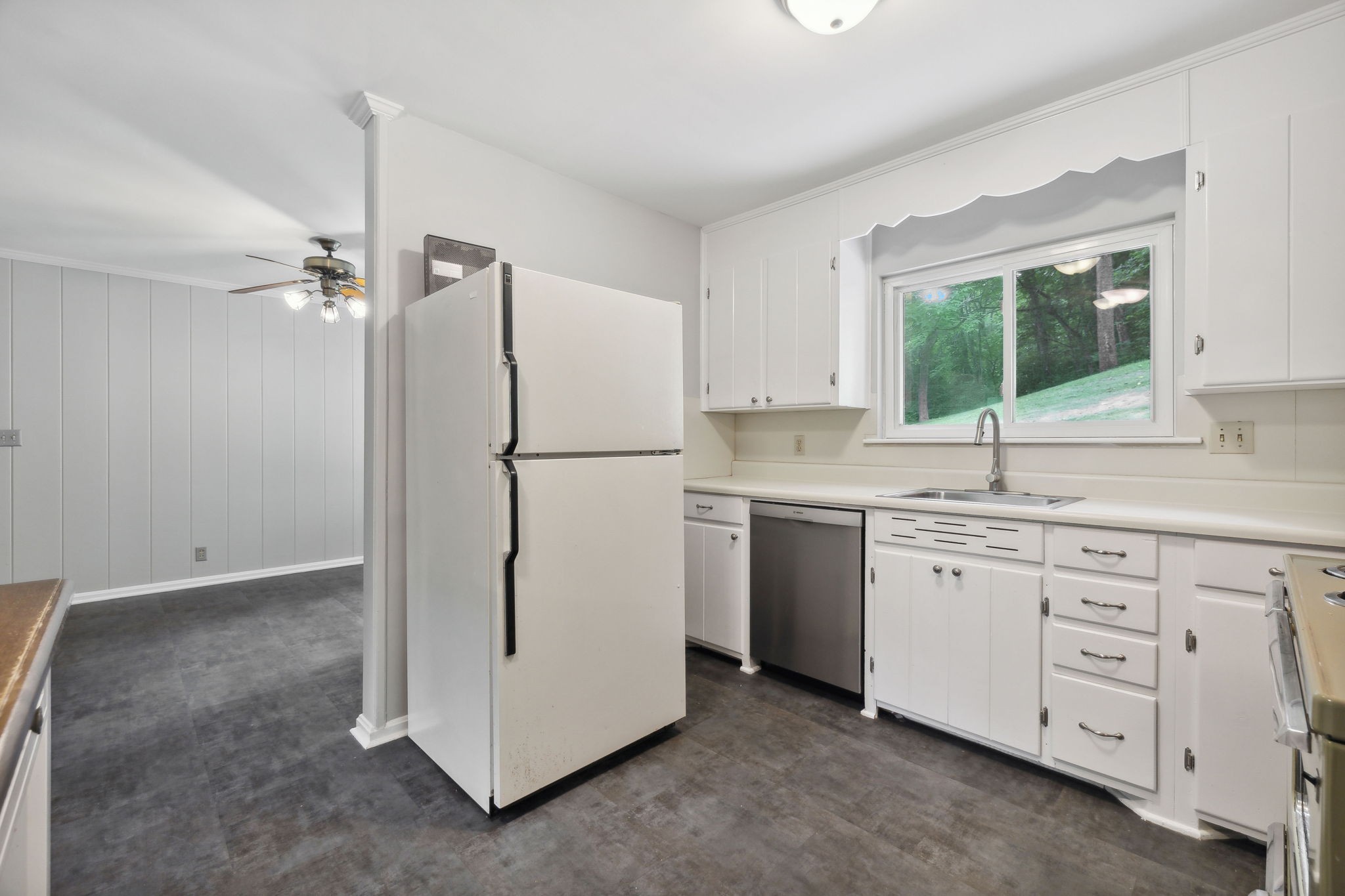220 Baskin Dr