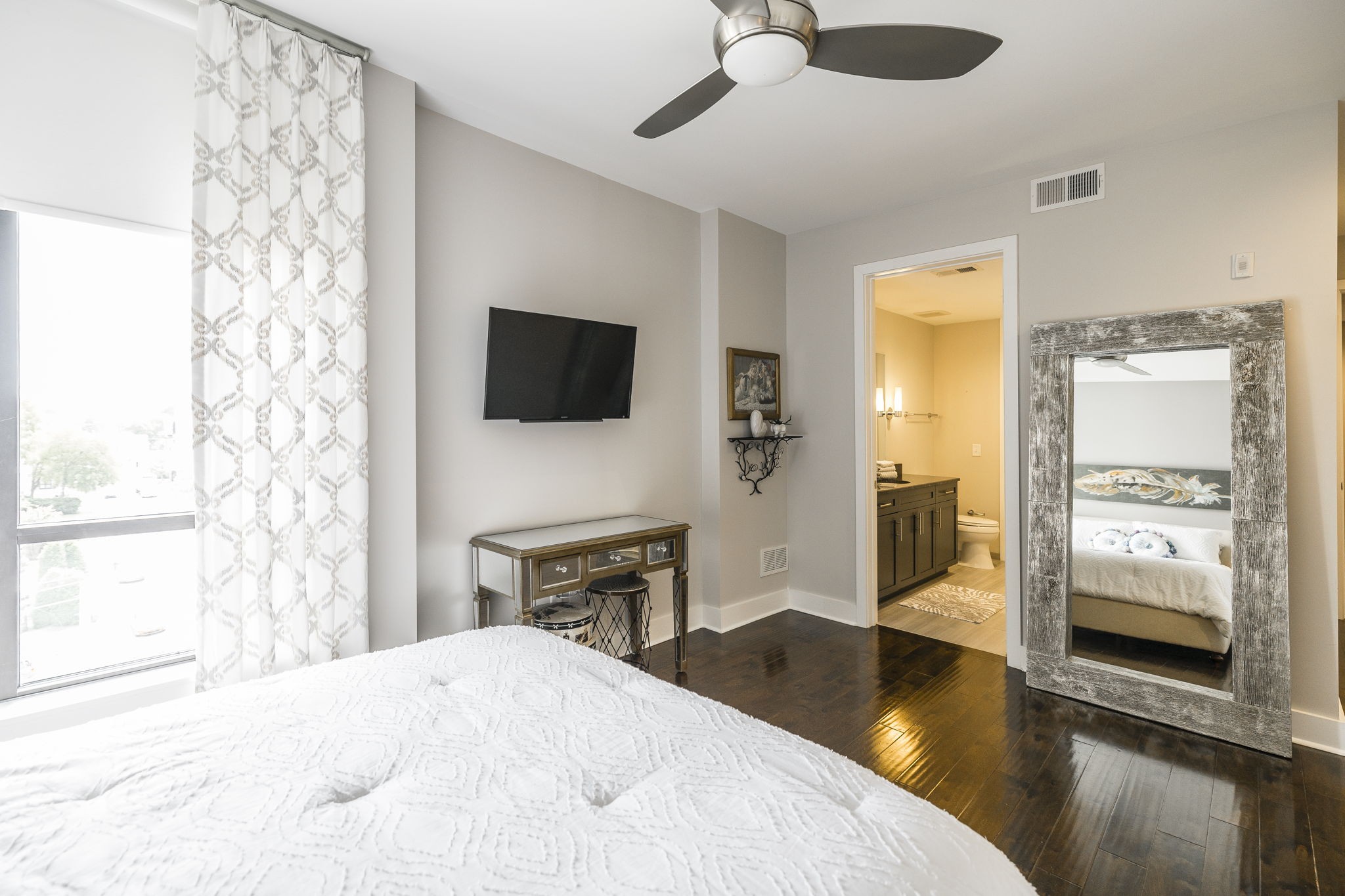 3000 Poston Ave Unit: 406