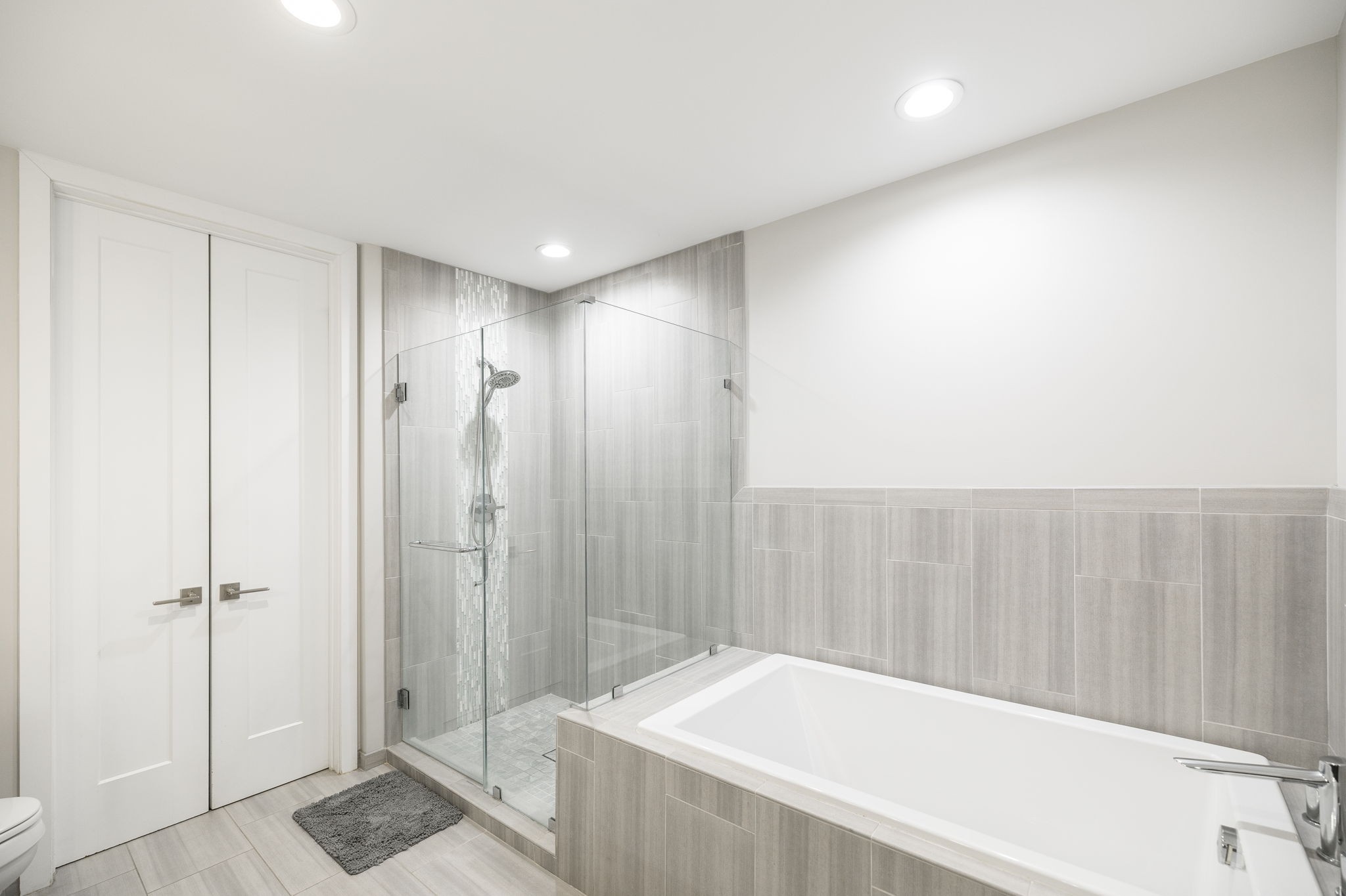 3000 Poston Ave Unit: 406