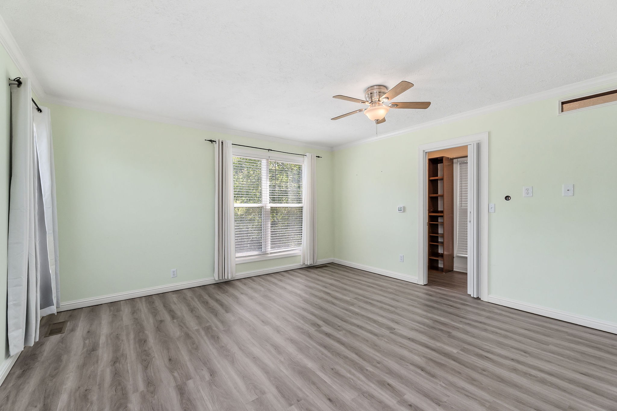 1002 River Bend Dr