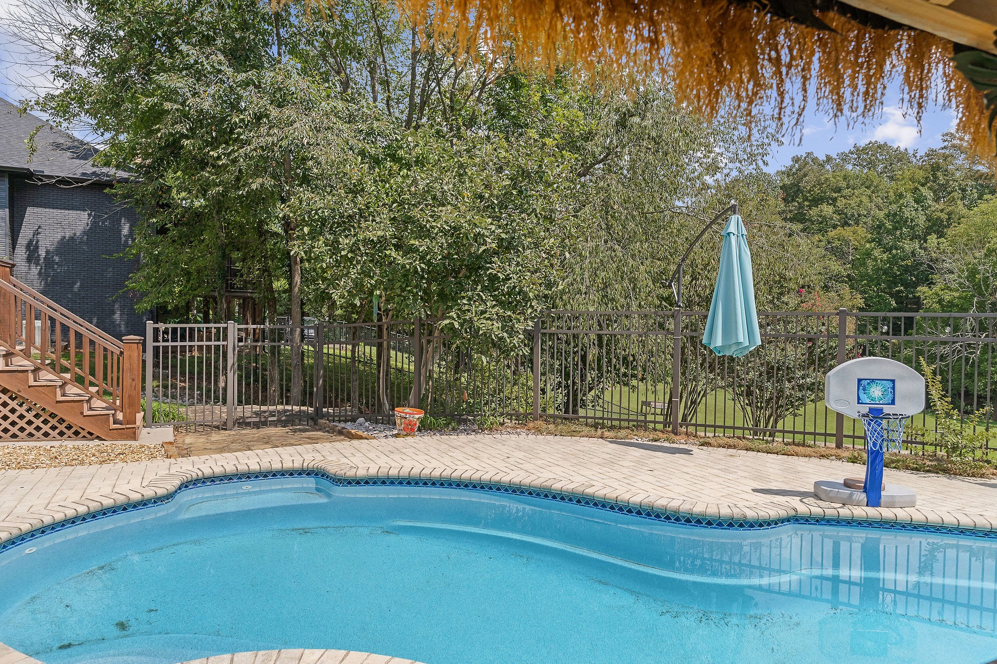 1002 River Bend Dr