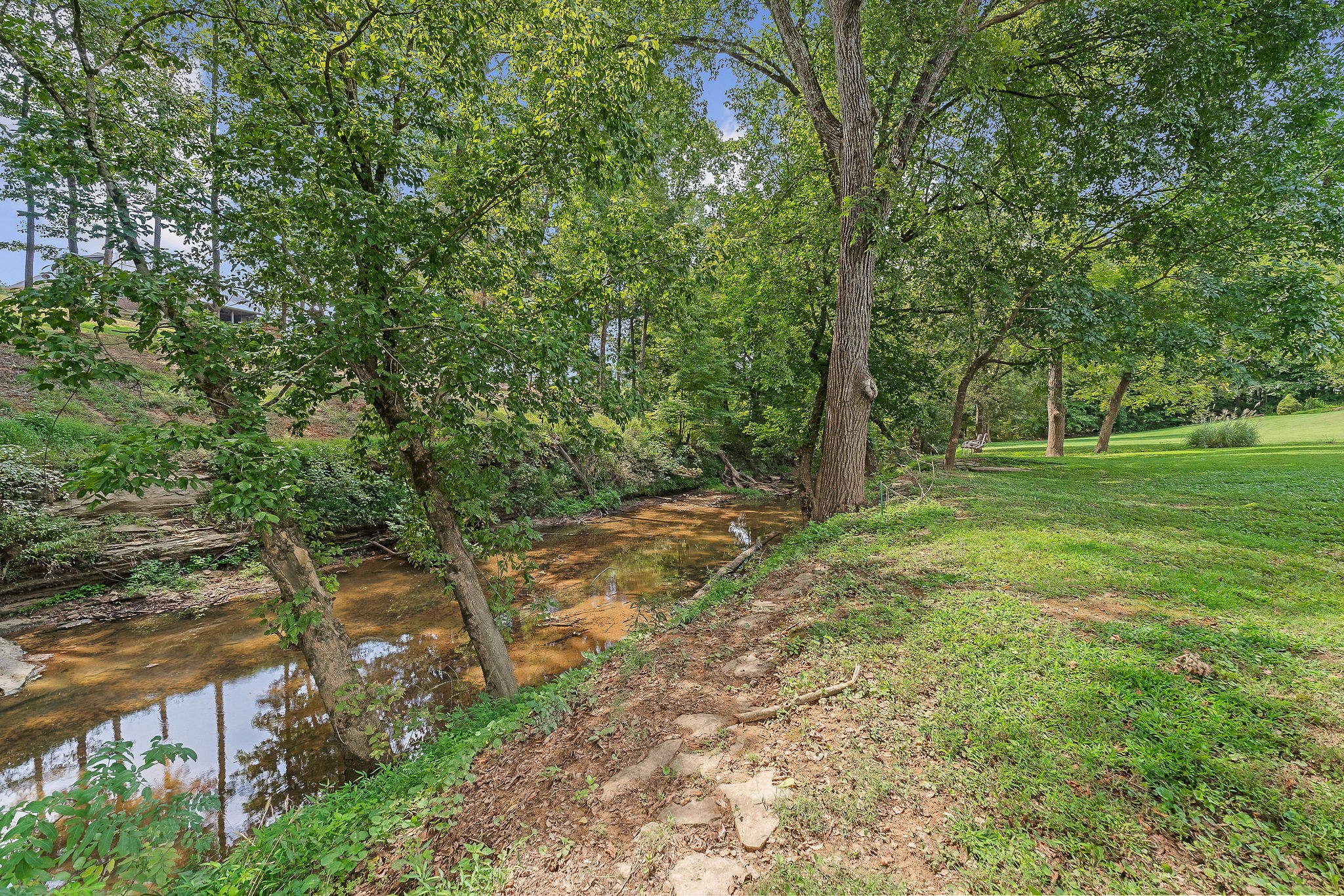 1002 River Bend Dr