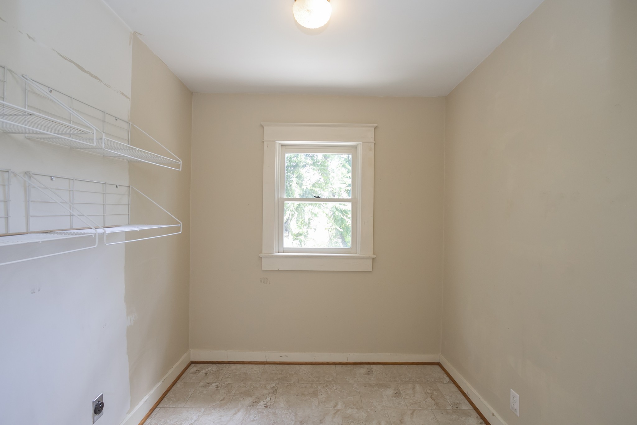 104 Lind St