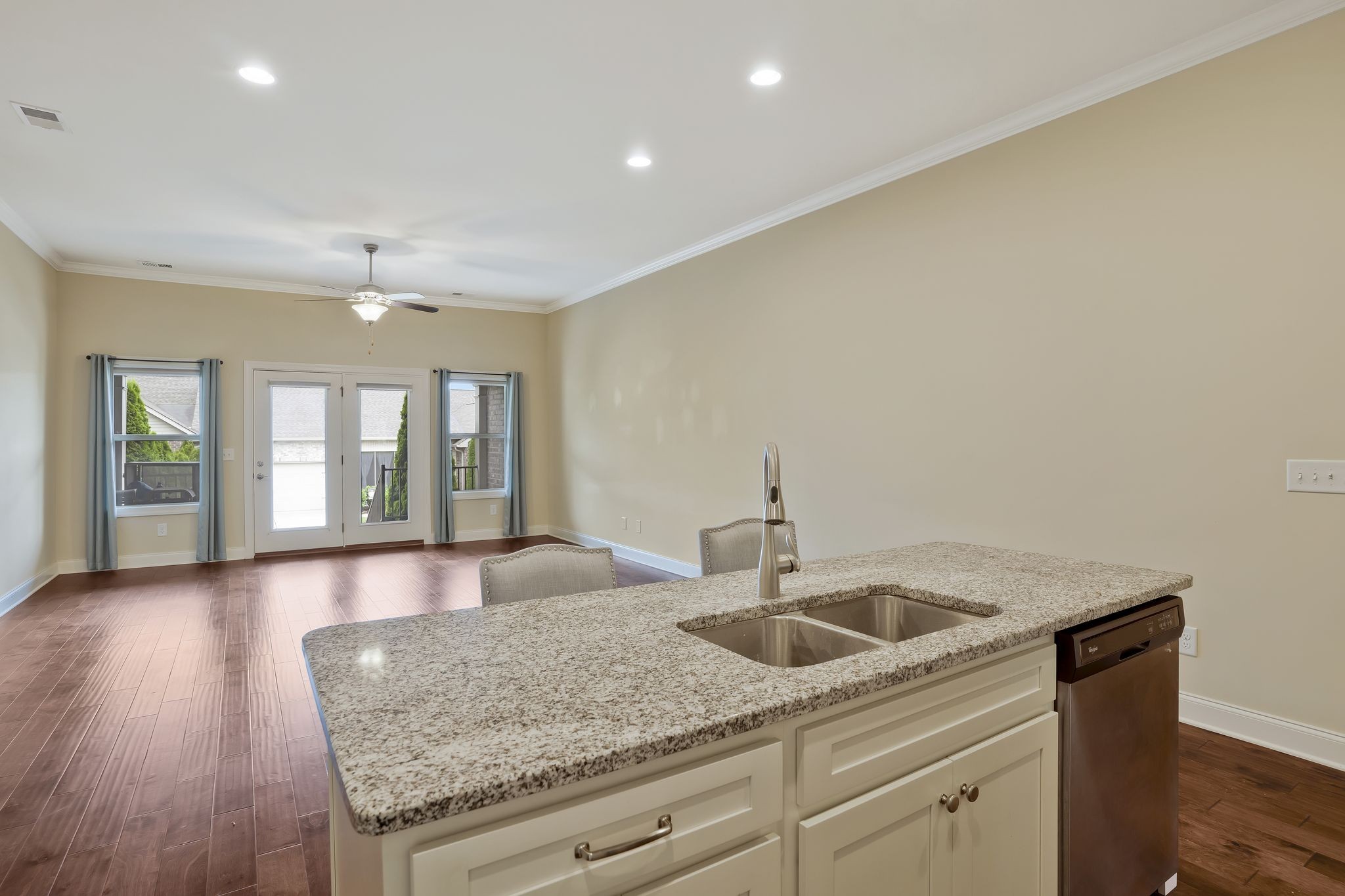 136 Odie Ray St Unit: B