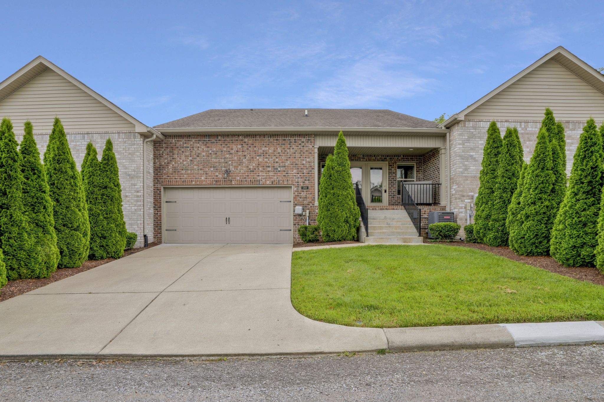 136 Odie Ray St Unit: B