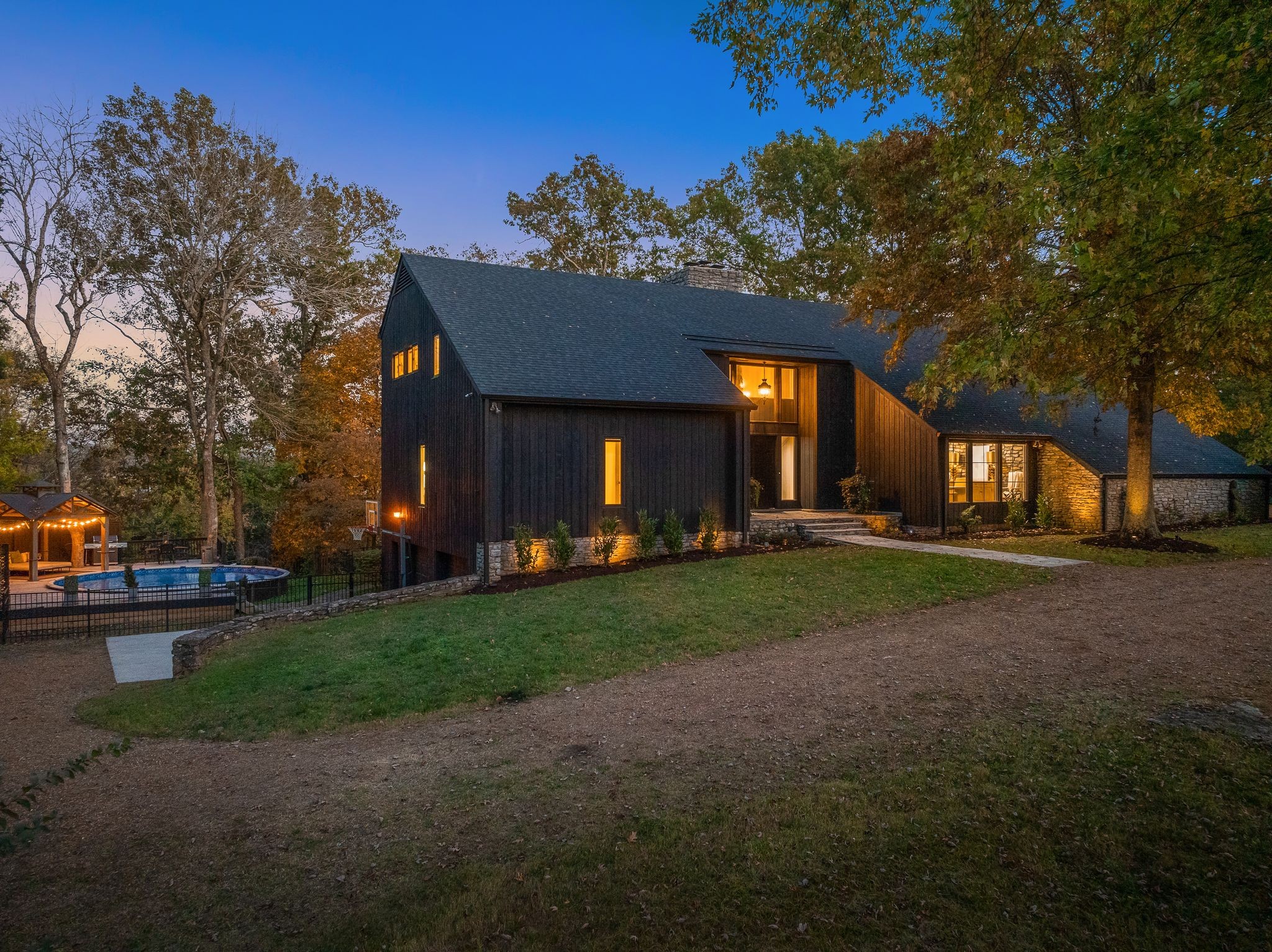 2536 Old Natchez Trce