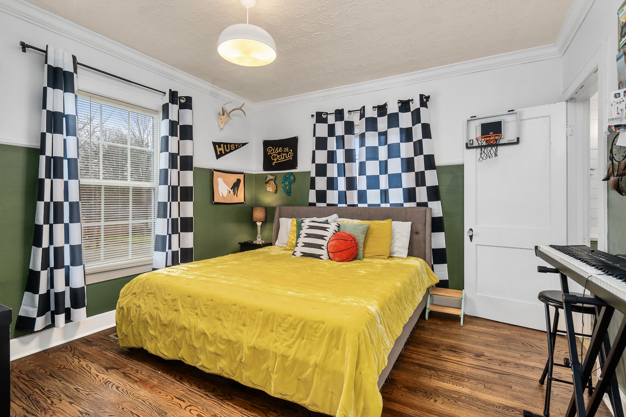 112 W End Ave