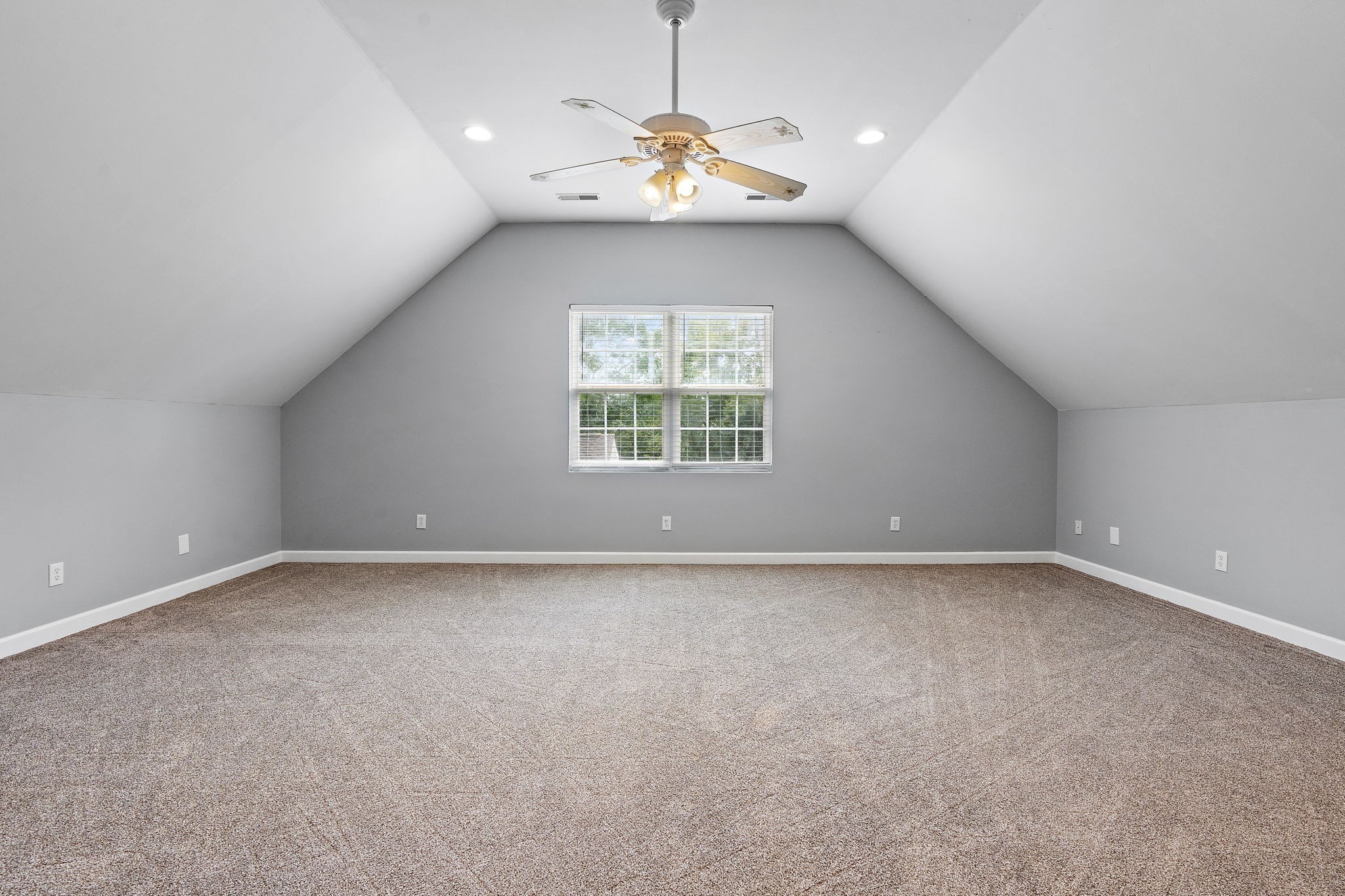 2838 Rachel Ln