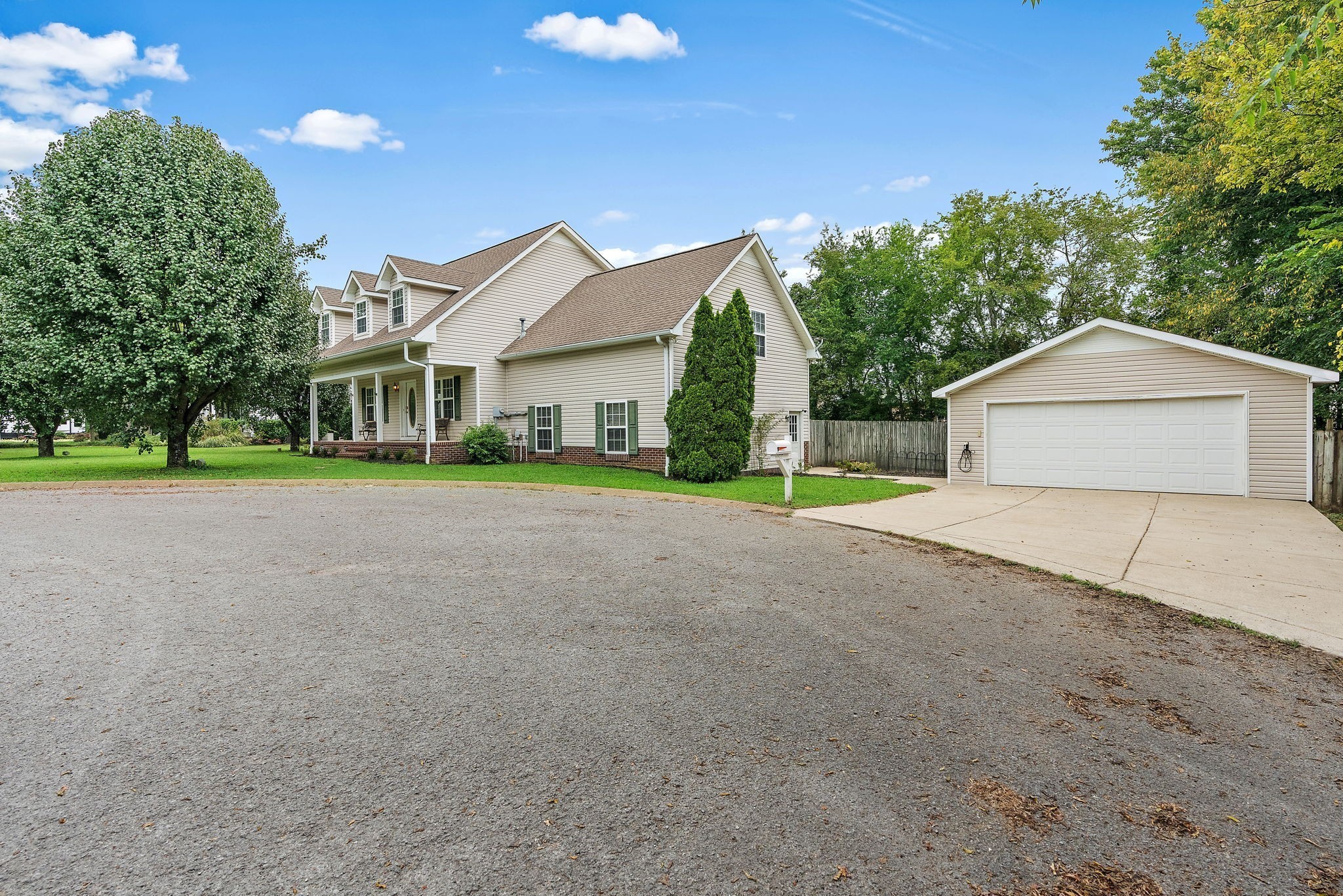2838 Rachel Ln