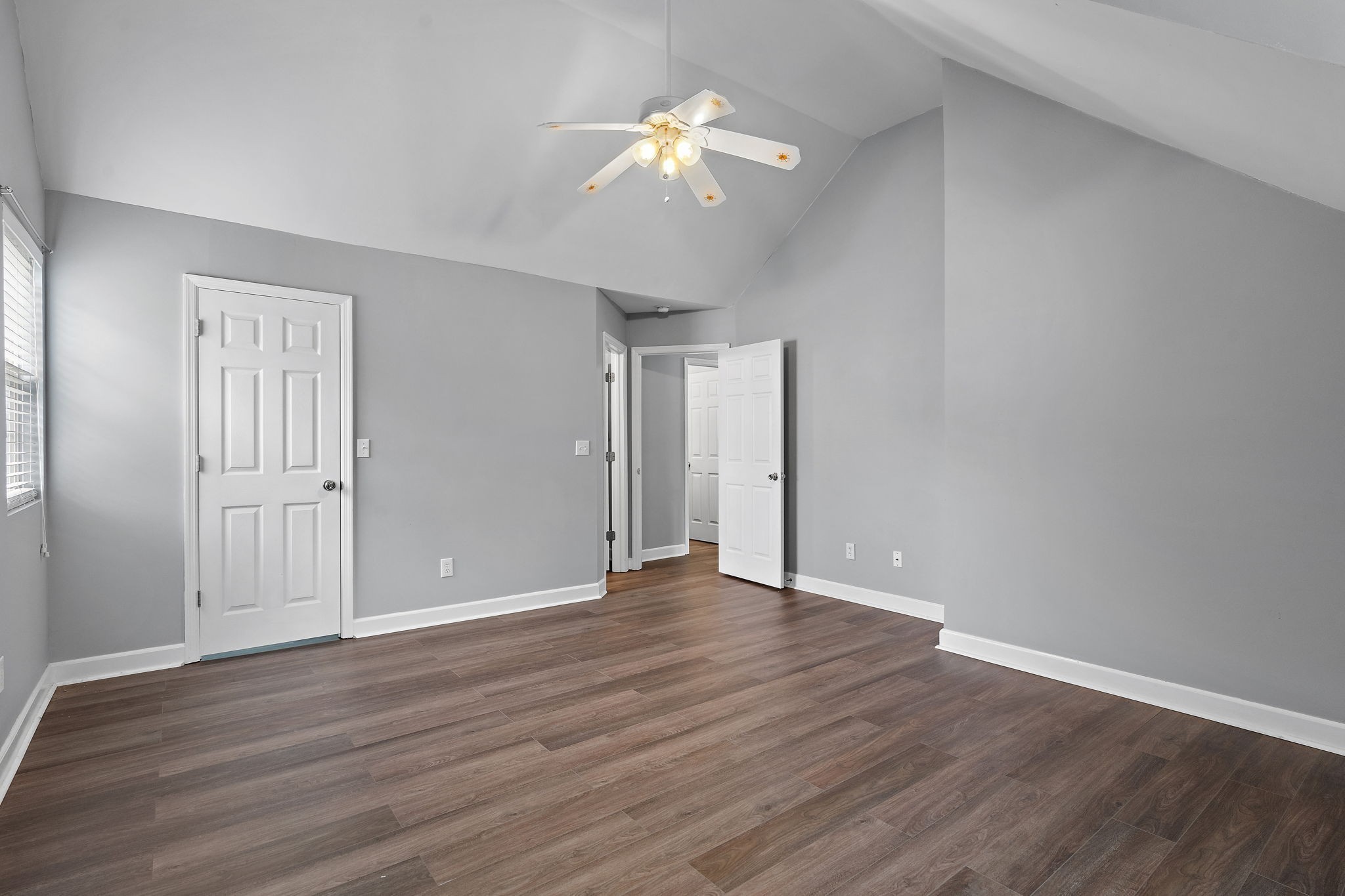 2838 Rachel Ln