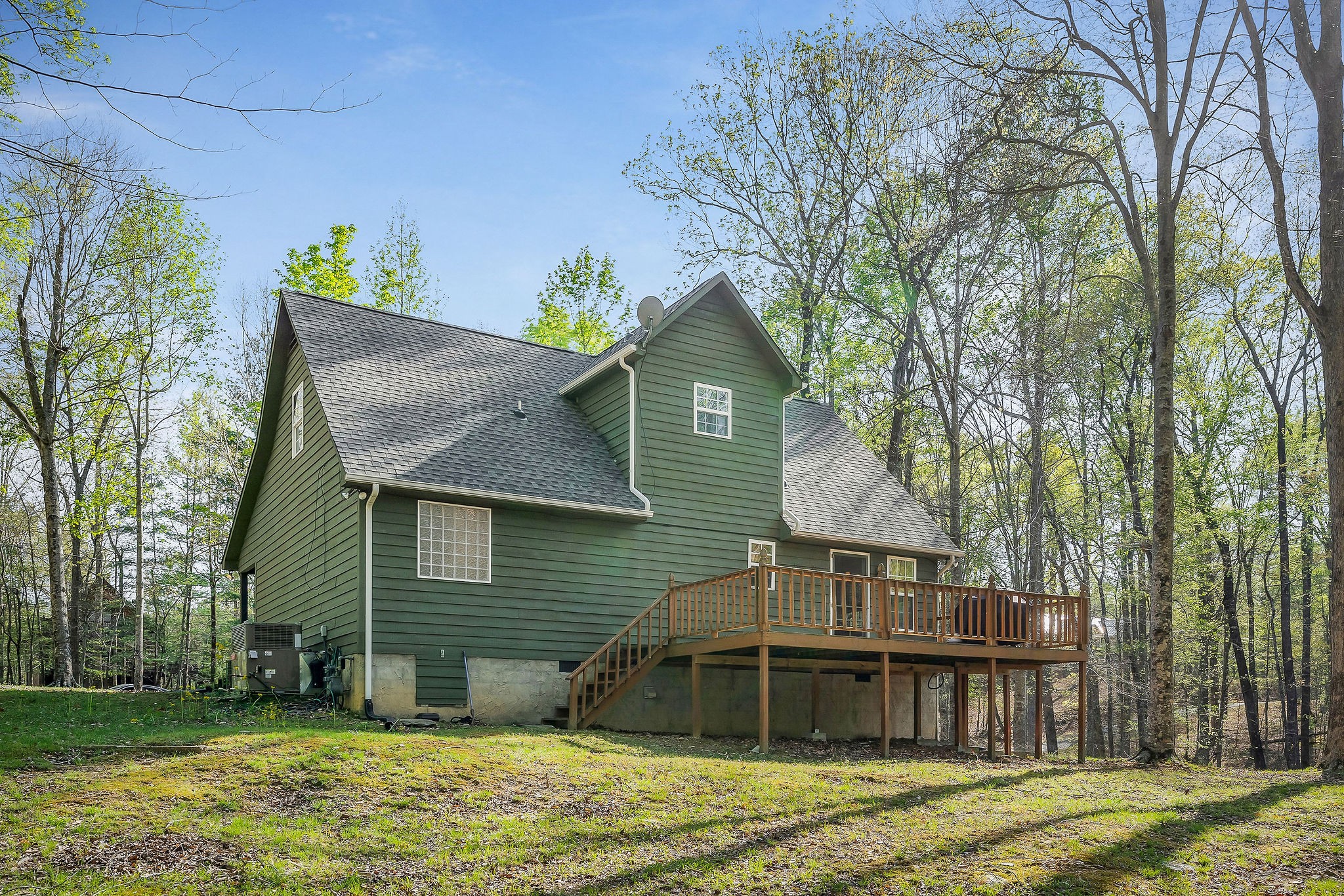 1219 Four Seasons Dr