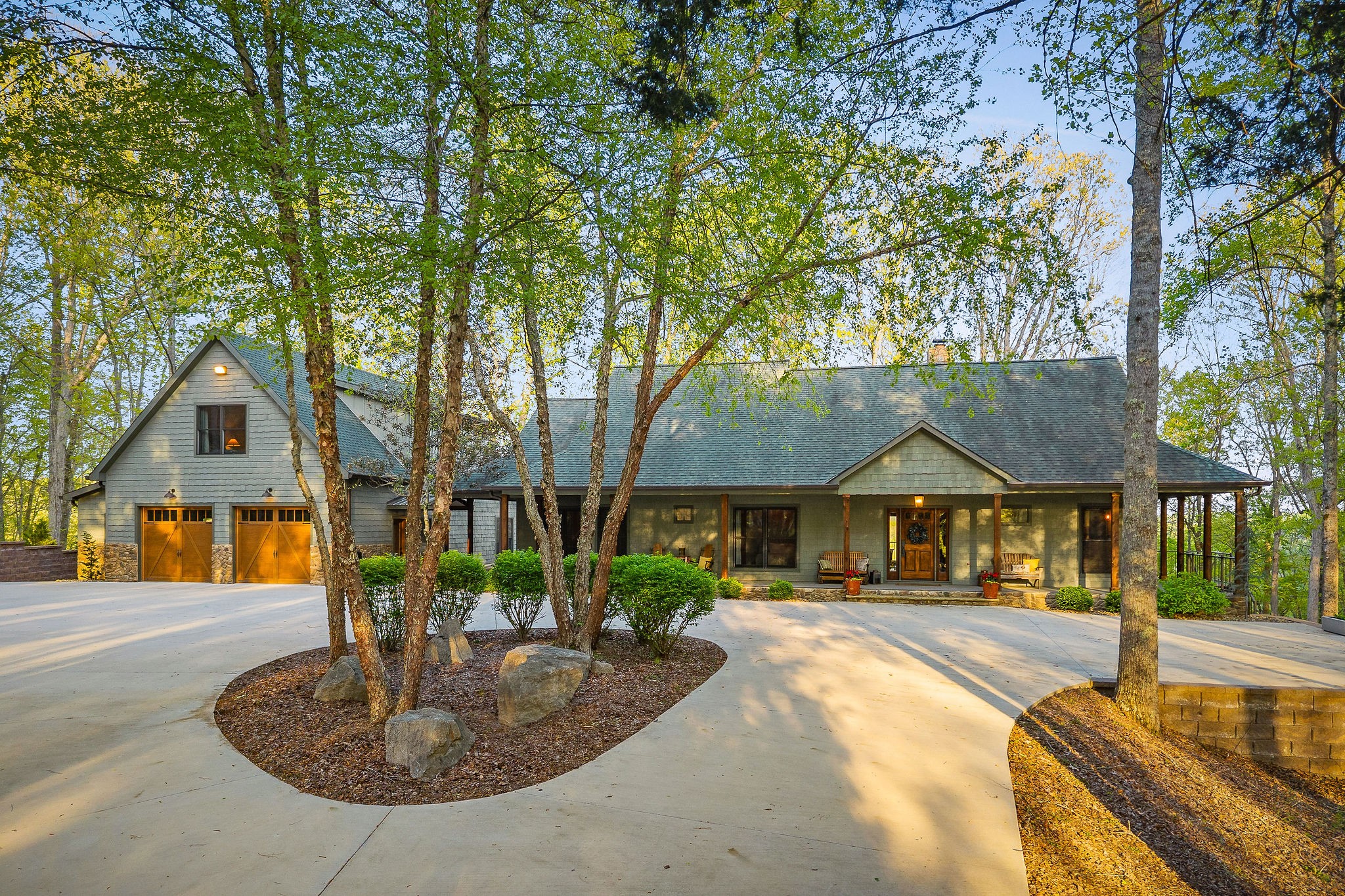 685 Young Green Rd