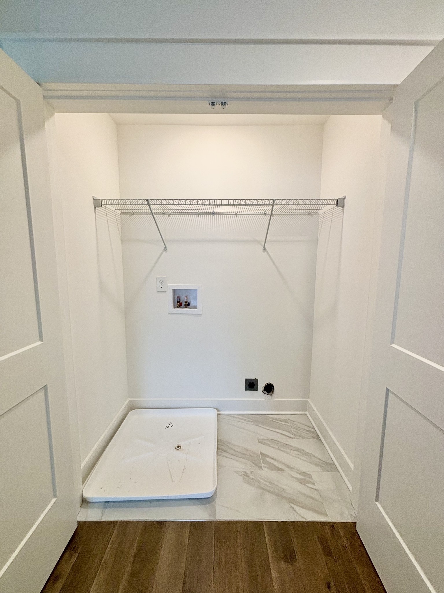 211 South High St Unit: 23