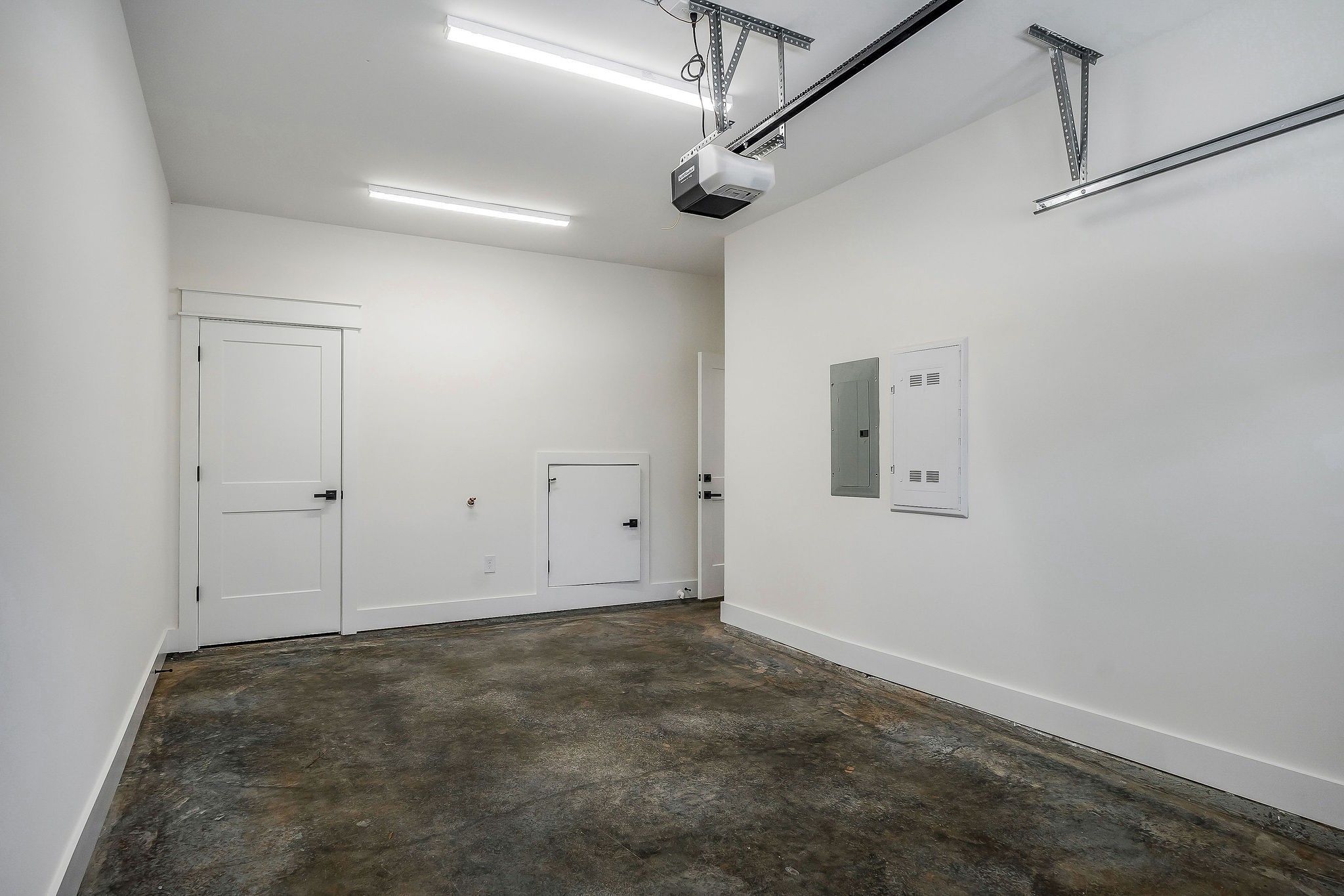 213 South High St Unit: 27