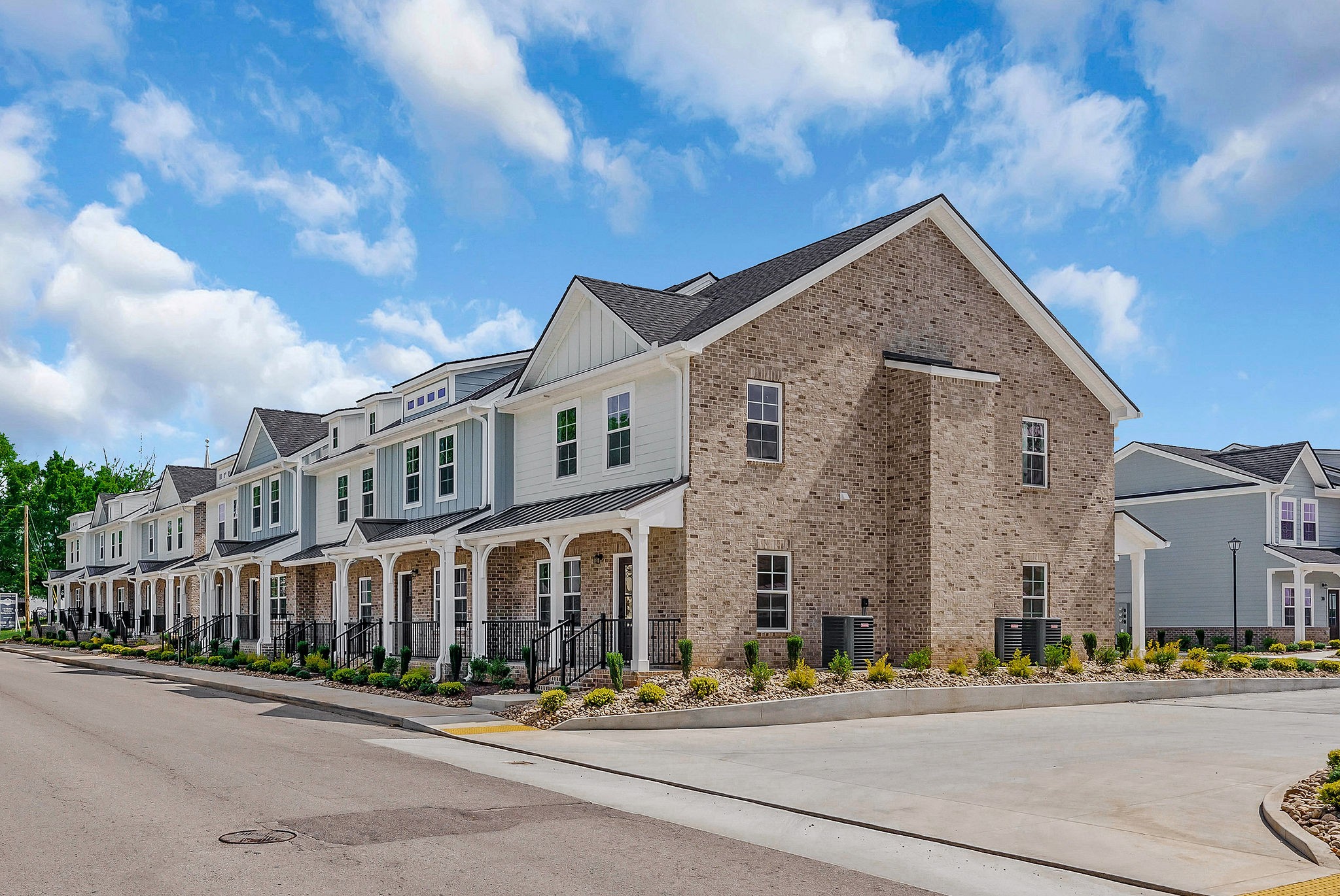 213 South High St Unit: 27