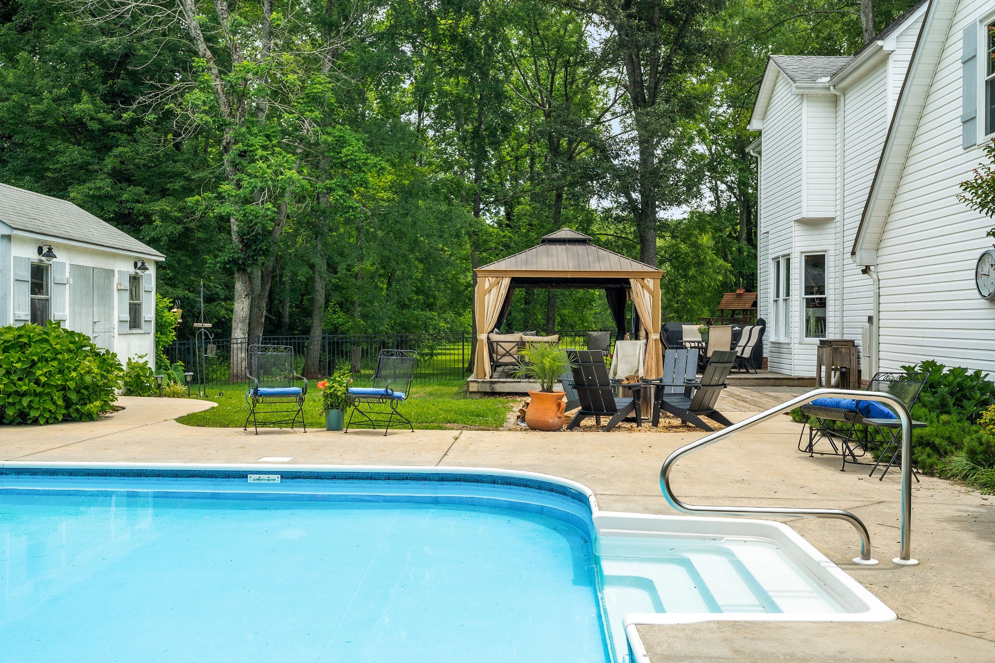 135 Villa Dr