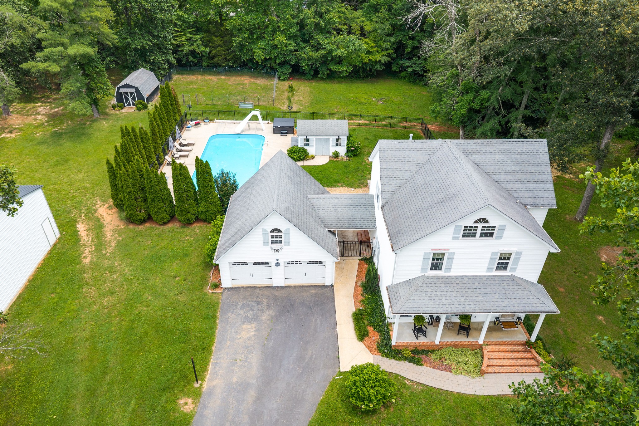 135 Villa Dr