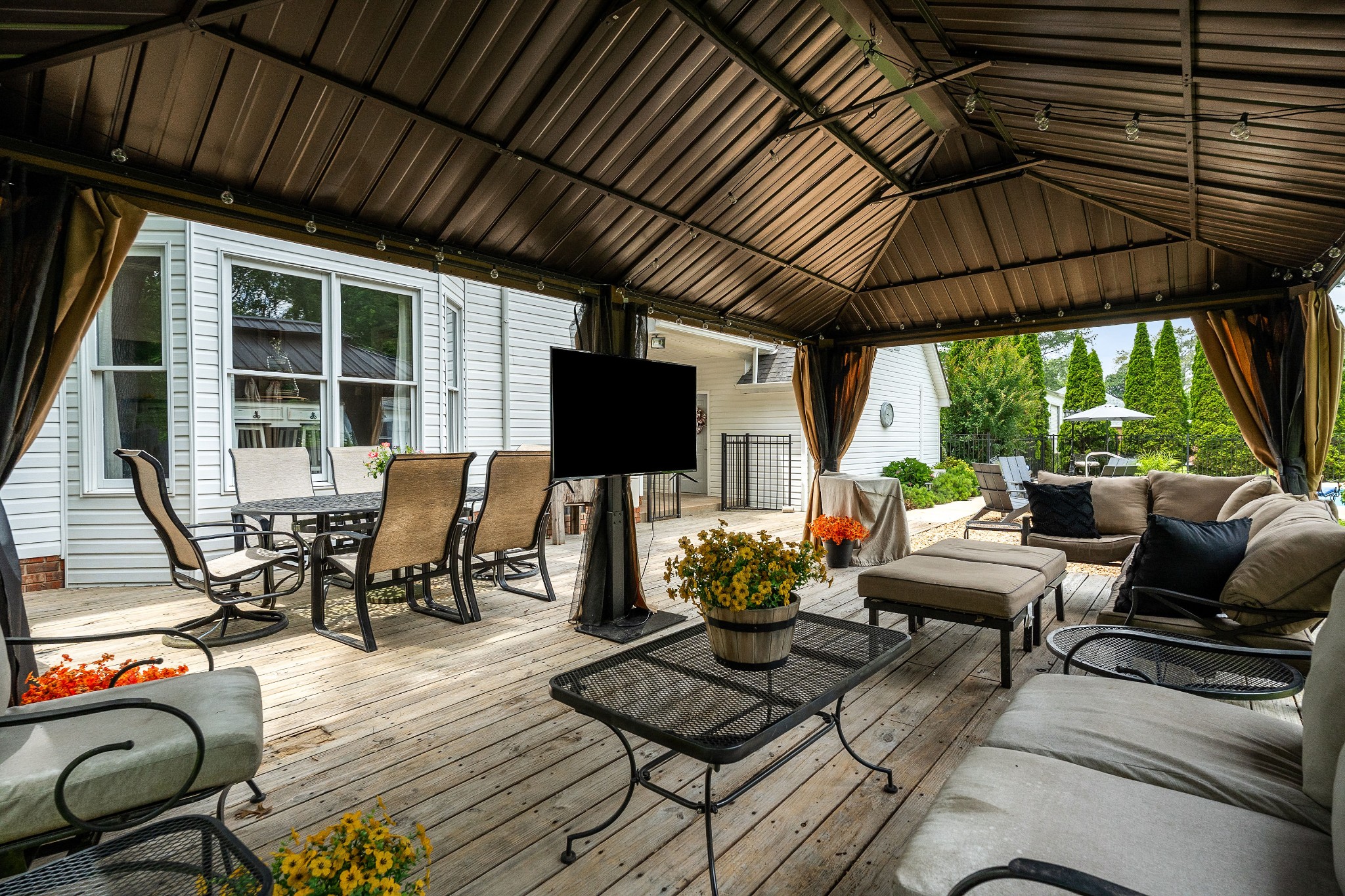 135 Villa Dr