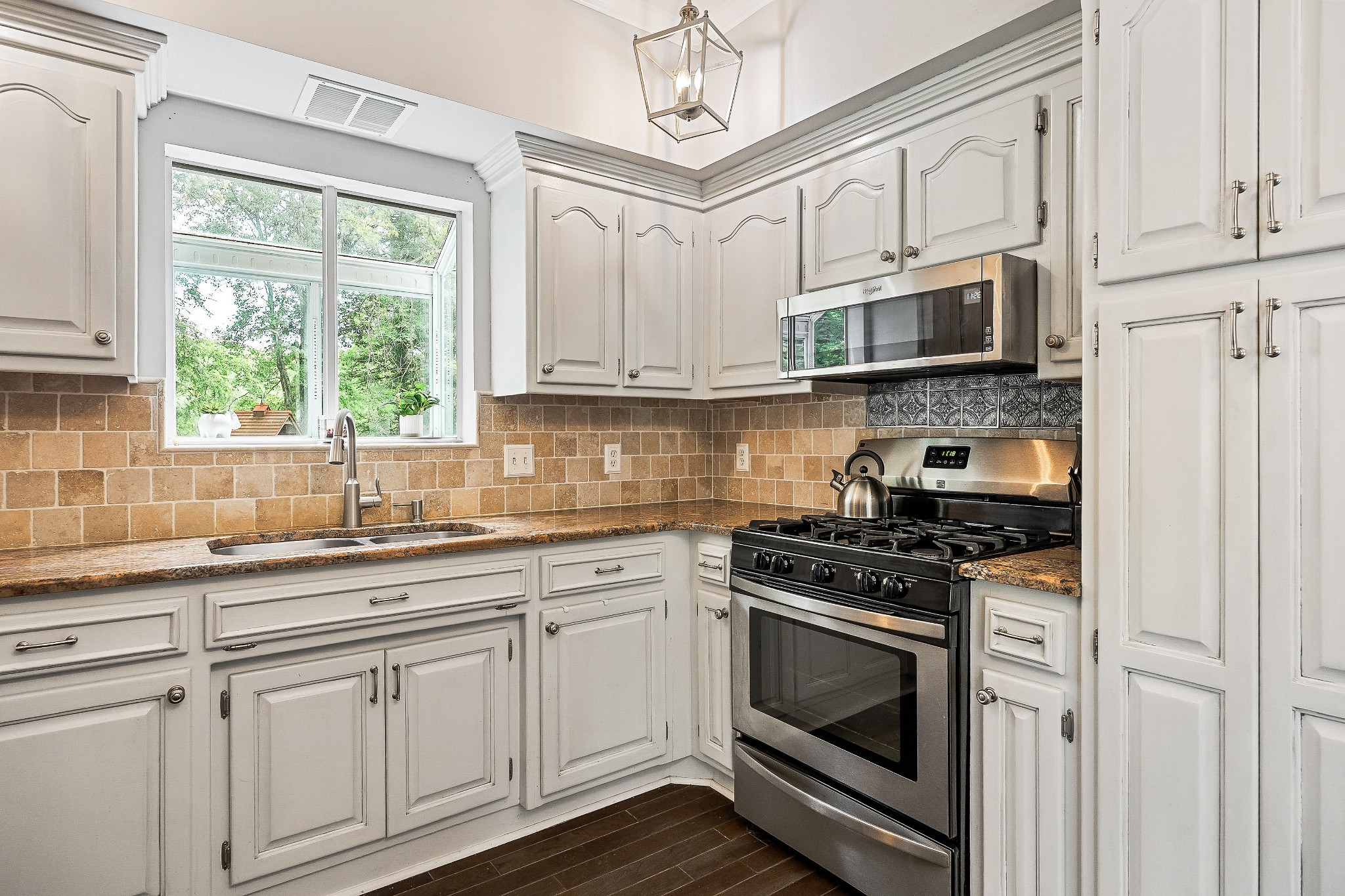 135 Villa Dr