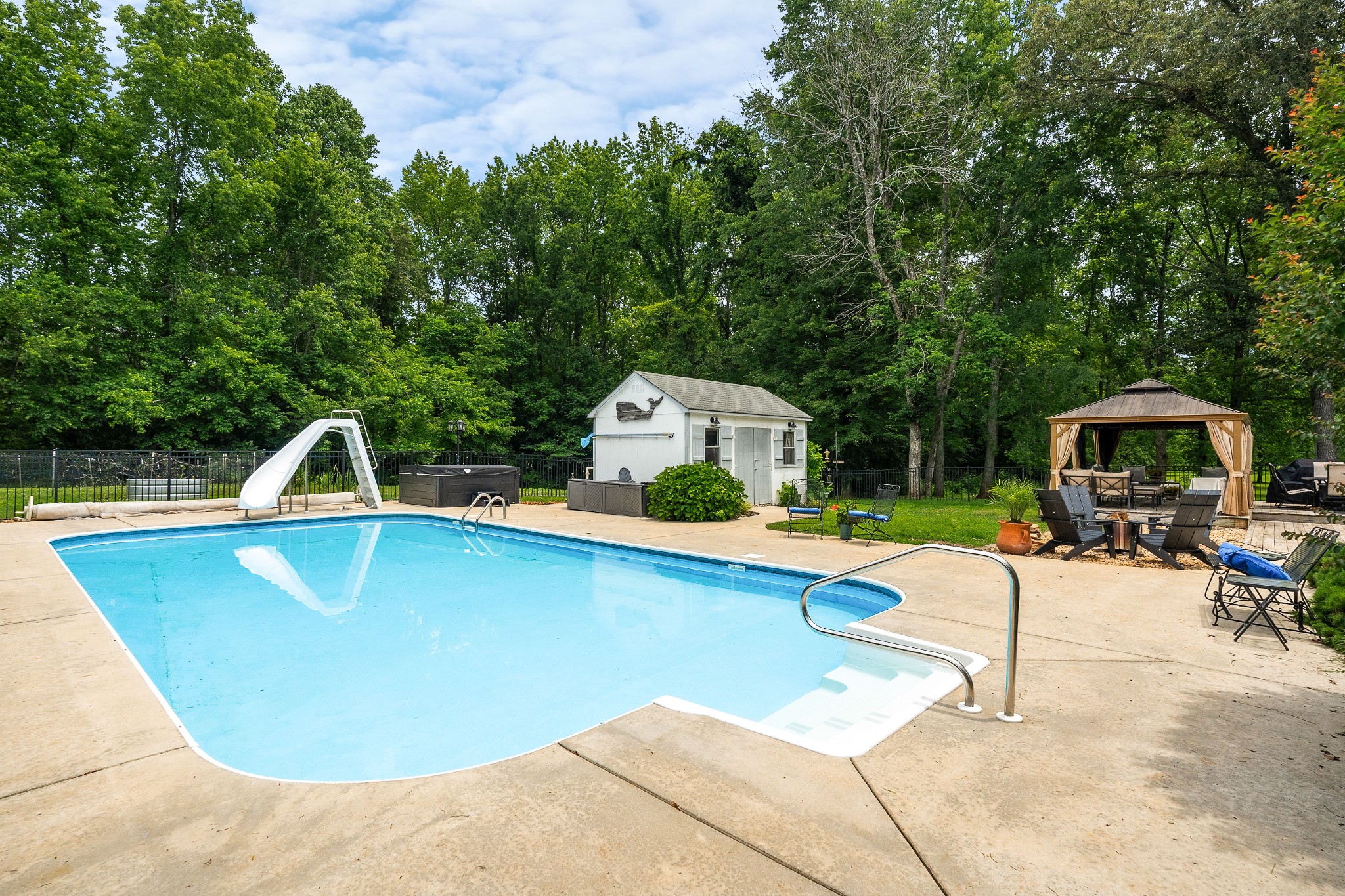135 Villa Dr