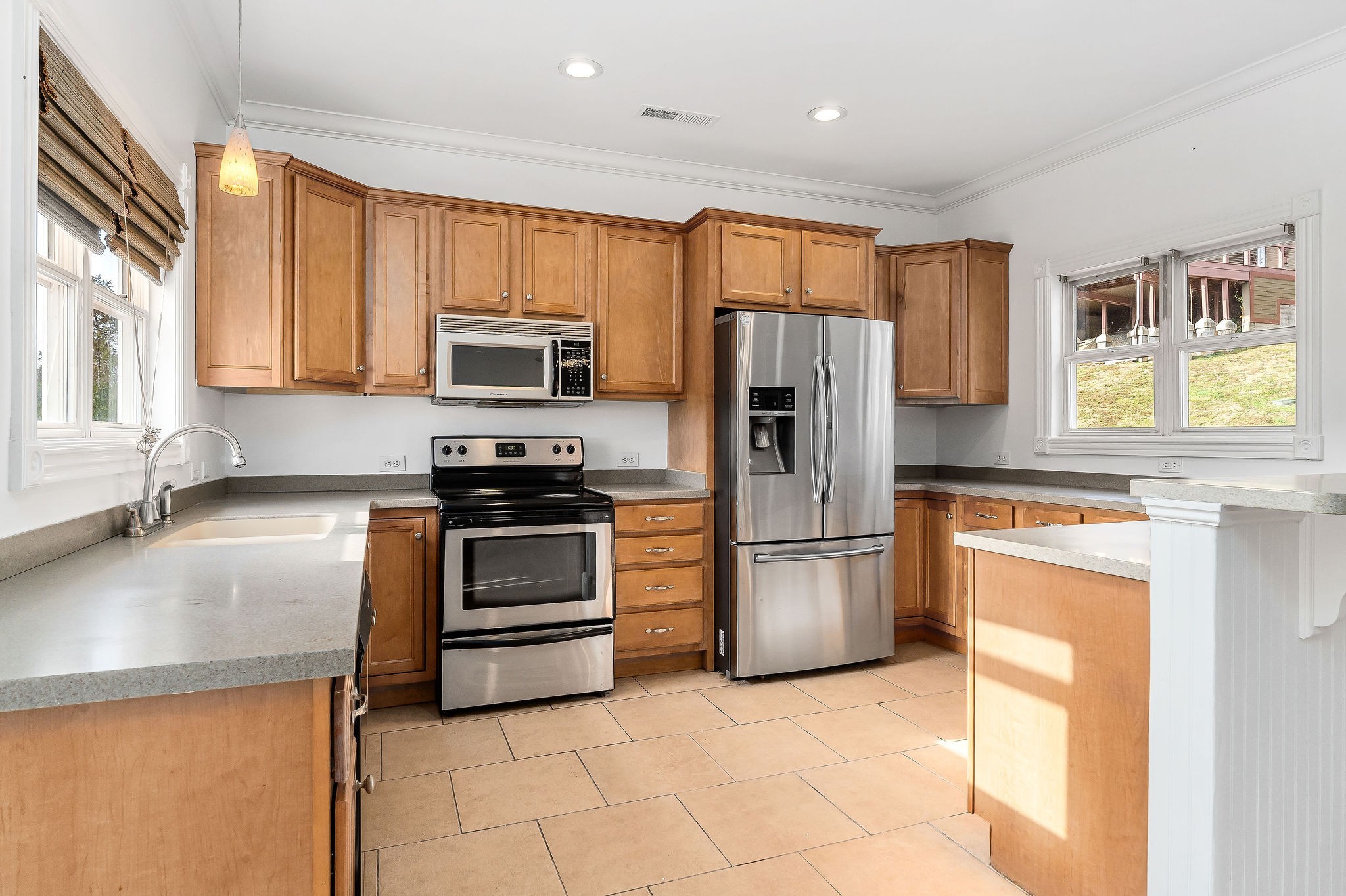 280 Sandgate Dr