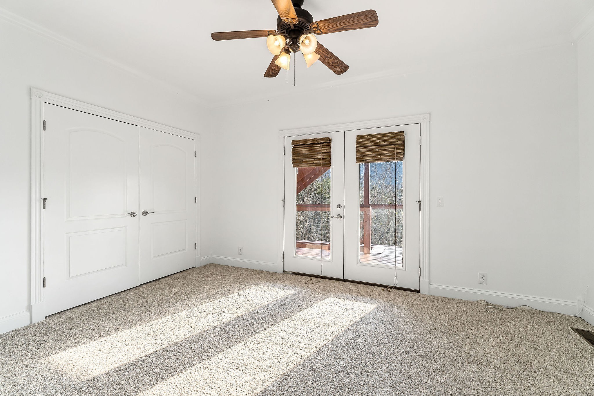 280 Sandgate Dr